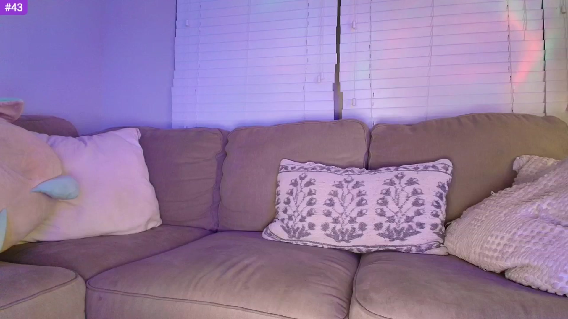 Gallery image thumbnail from Sammy_gray's myfreecams stream on, 05/02/2025, 04:53 image 5 of 20