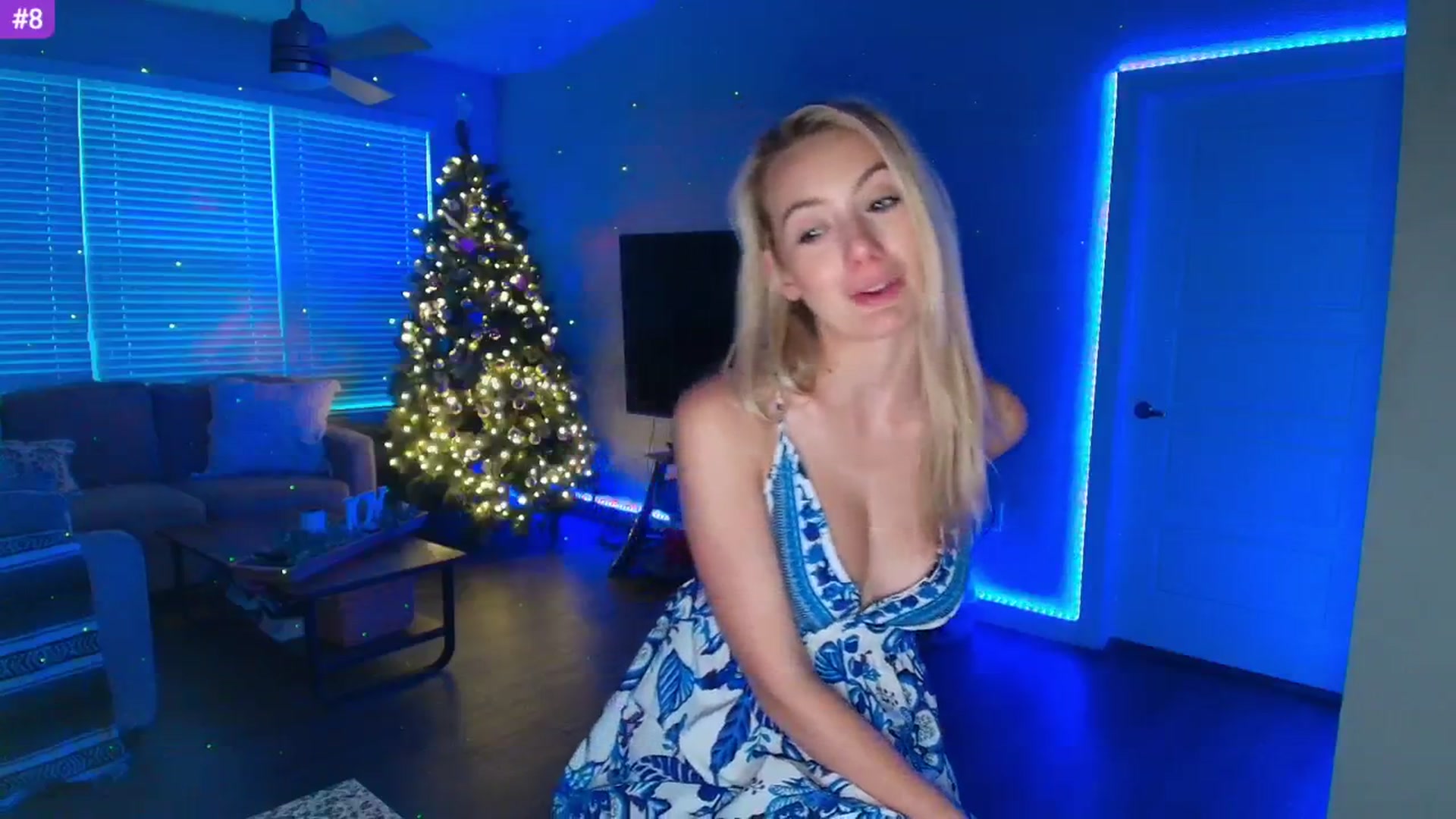 Gallery image thumbnail from Sammy_gray's myfreecams stream on, 05/04/2025, 02:16 image 6 of 20