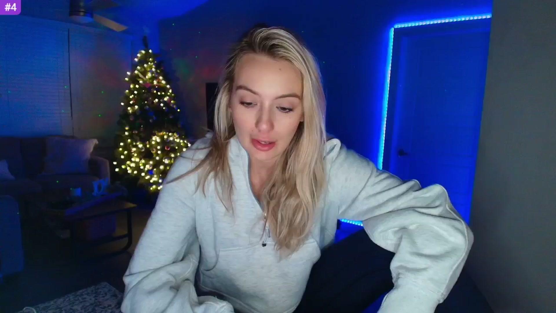Gallery image thumbnail from Sammy_gray's myfreecams stream on, 05/07/2025, 04:34 image 12 of 20