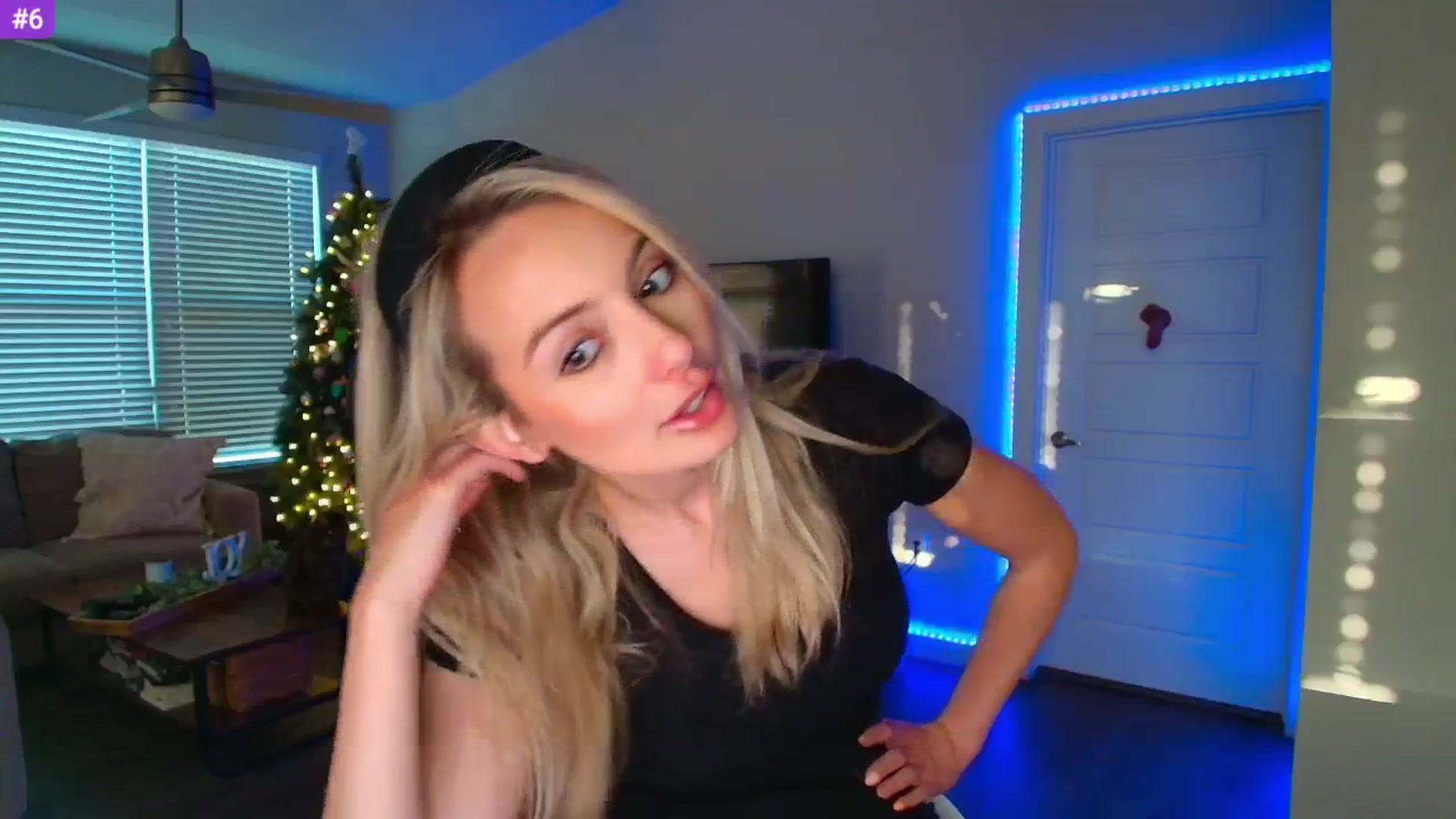Gallery image thumbnail from Sammy_gray's myfreecams stream on, 05/09/2025, 02:28 image 13 of 20