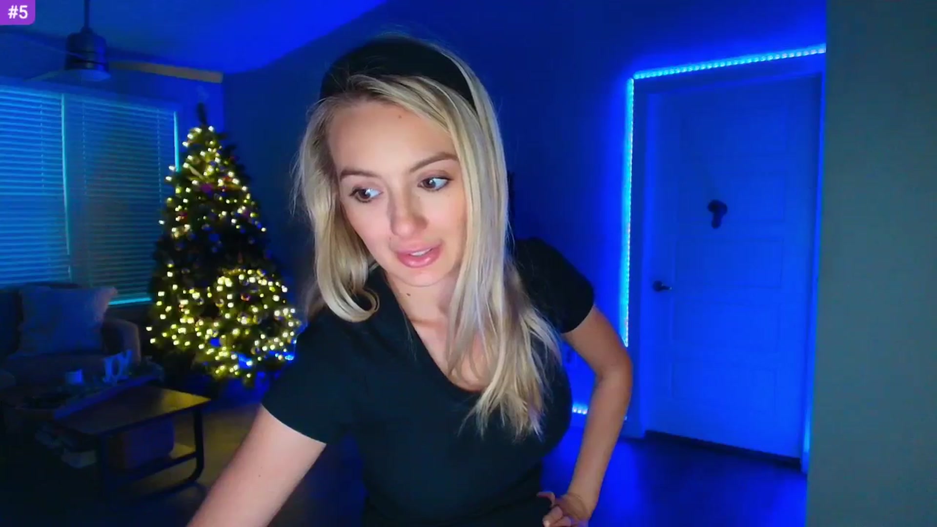 Gallery image thumbnail from Sammy_gray's myfreecams stream on, 05/09/2025, 02:28 image 20 of 20