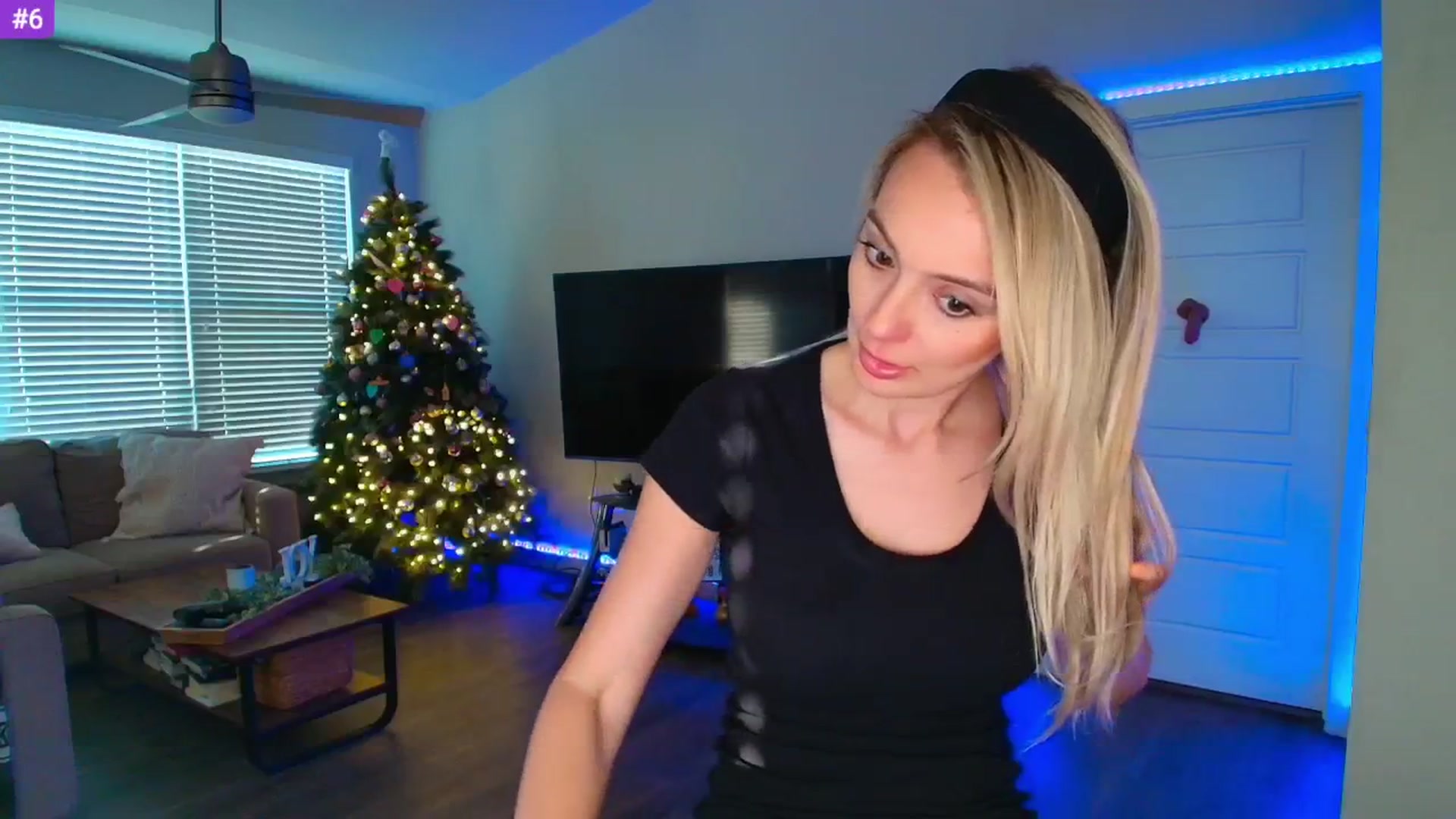 Gallery image thumbnail from Sammy_gray's myfreecams stream on, 05/09/2025, 02:28 image 8 of 20