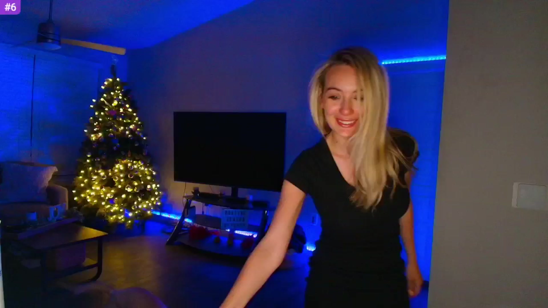 Gallery image thumbnail from Sammy_gray's myfreecams stream on, 05/09/2025, 06:17 image 1 of 20