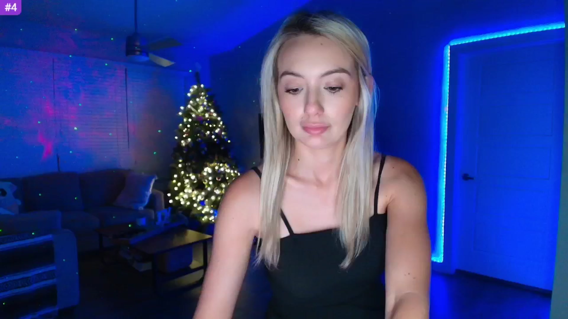 Gallery image thumbnail from Sammy_gray's myfreecams stream on, 05/16/2025, 05:07 image 9 of 20