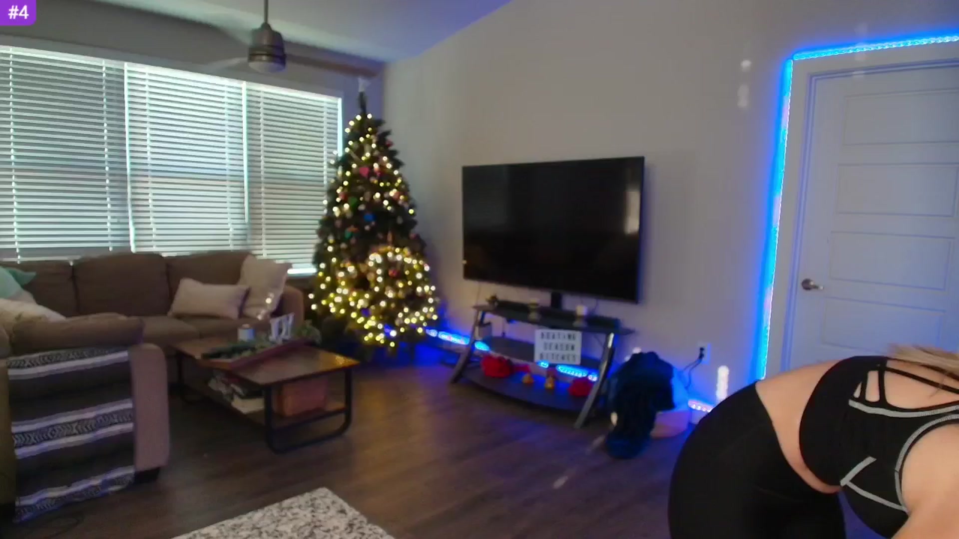 Gallery image thumbnail from Sammy_gray's myfreecams stream on, 05/17/2025, 03:07 image 1 of 20