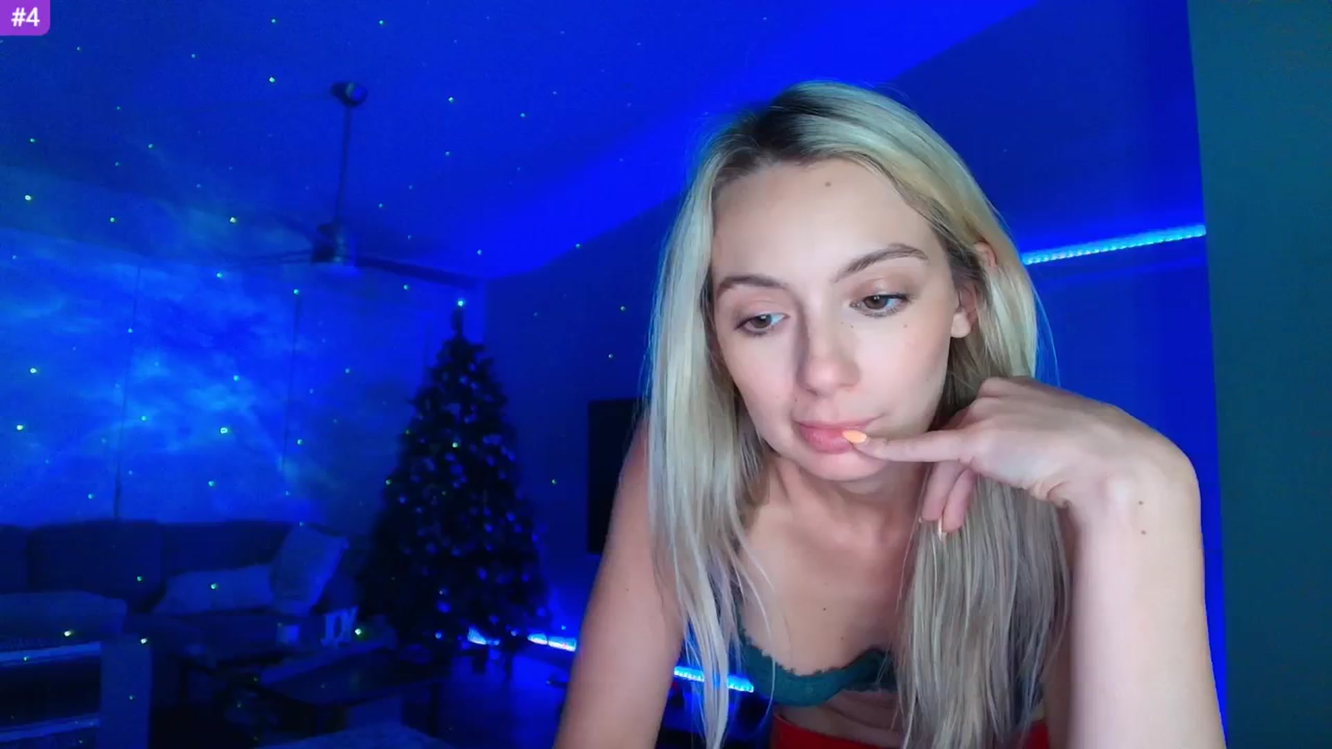 Gallery image thumbnail from Sammy_gray's myfreecams stream on, 05/19/2025, 05:57 image 1 of 20