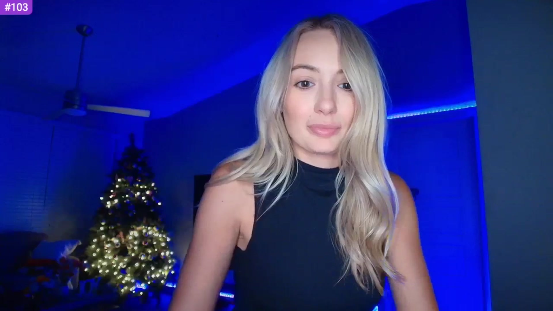 Gallery image thumbnail from Sammy_gray's myfreecams stream on, 06/03/2025, 04:46 image 3 of 20