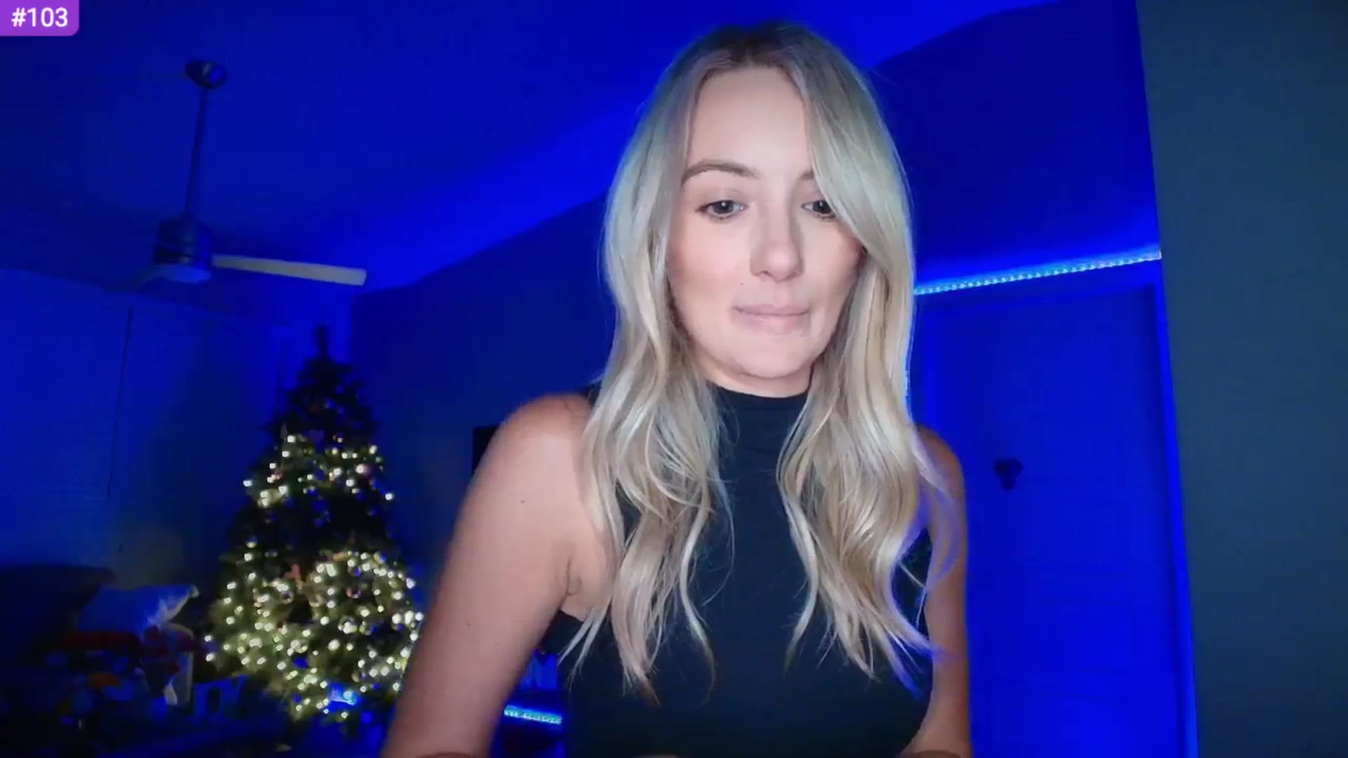 Gallery image thumbnail from Sammy_gray's myfreecams stream on, 06/03/2025, 04:46 image 5 of 20
