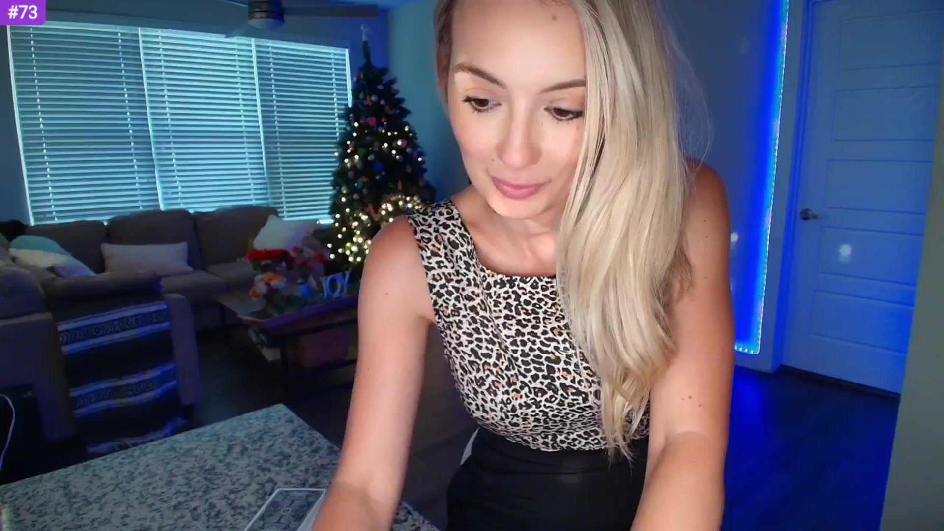 Gallery image thumbnail from Sammy_gray's myfreecams stream on, 06/04/2025, 03:11 image 13 of 20