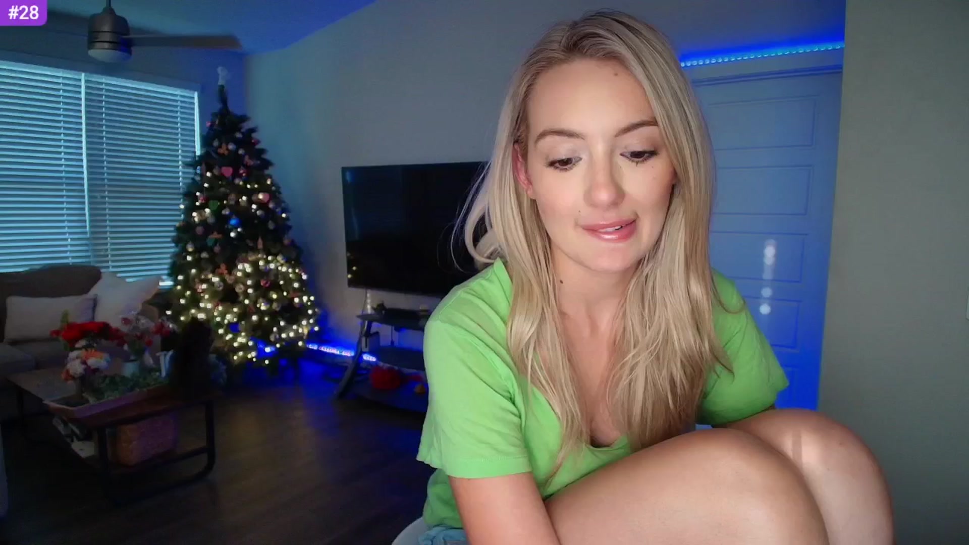 Gallery image thumbnail from Sammy_gray's myfreecams stream on, 06/06/2025, 02:06 image 14 of 20