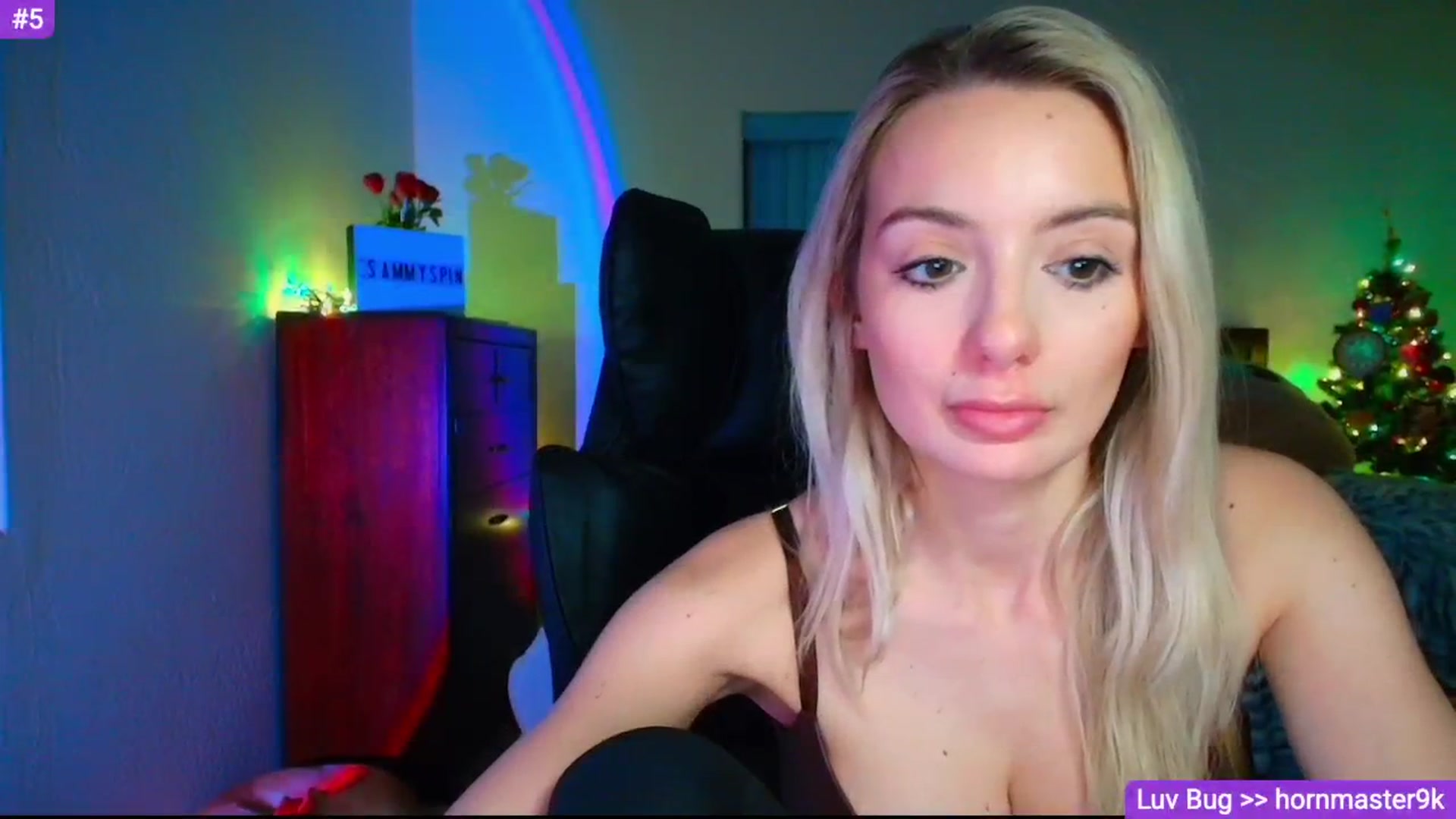 Gallery image thumbnail from Sammy_gray's myfreecams stream on, 02/05/2026, 01:57 image 18 of 20
