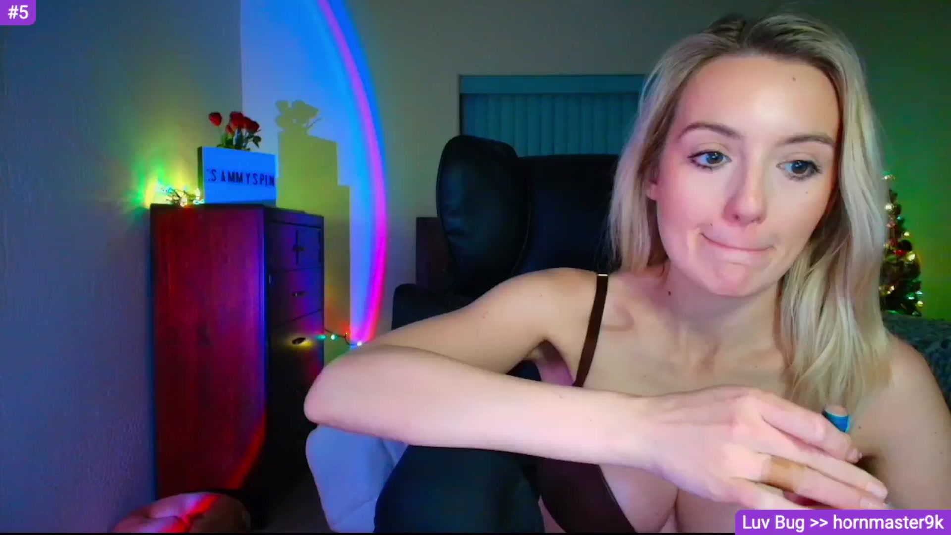 Gallery image thumbnail from Sammy_gray's myfreecams stream on, 02/05/2026, 03:09 image 3 of 20