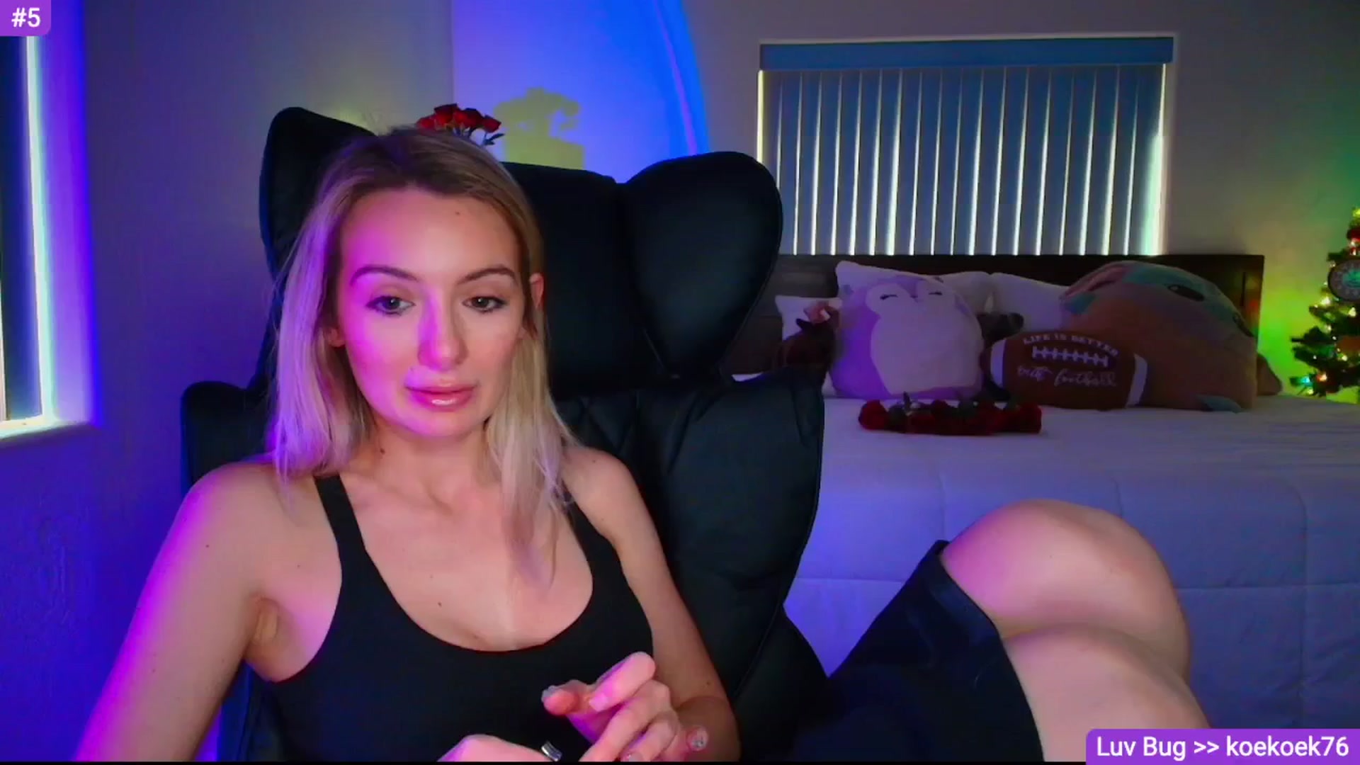 Gallery image thumbnail from Sammy_gray's myfreecams stream on, 02/07/2026, 24:00 image 9 of 20