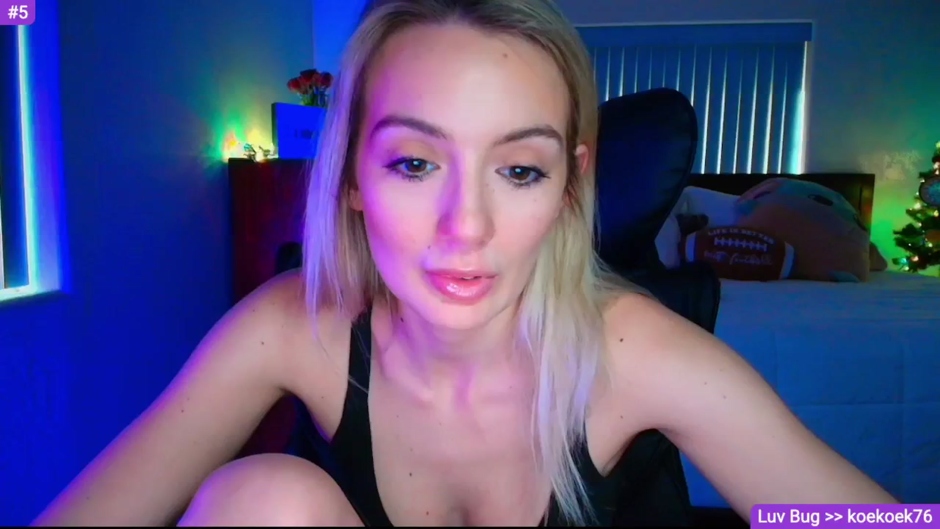 Gallery image thumbnail from Sammy_gray's myfreecams stream on, 02/07/2026, 24:00 image 11 of 20