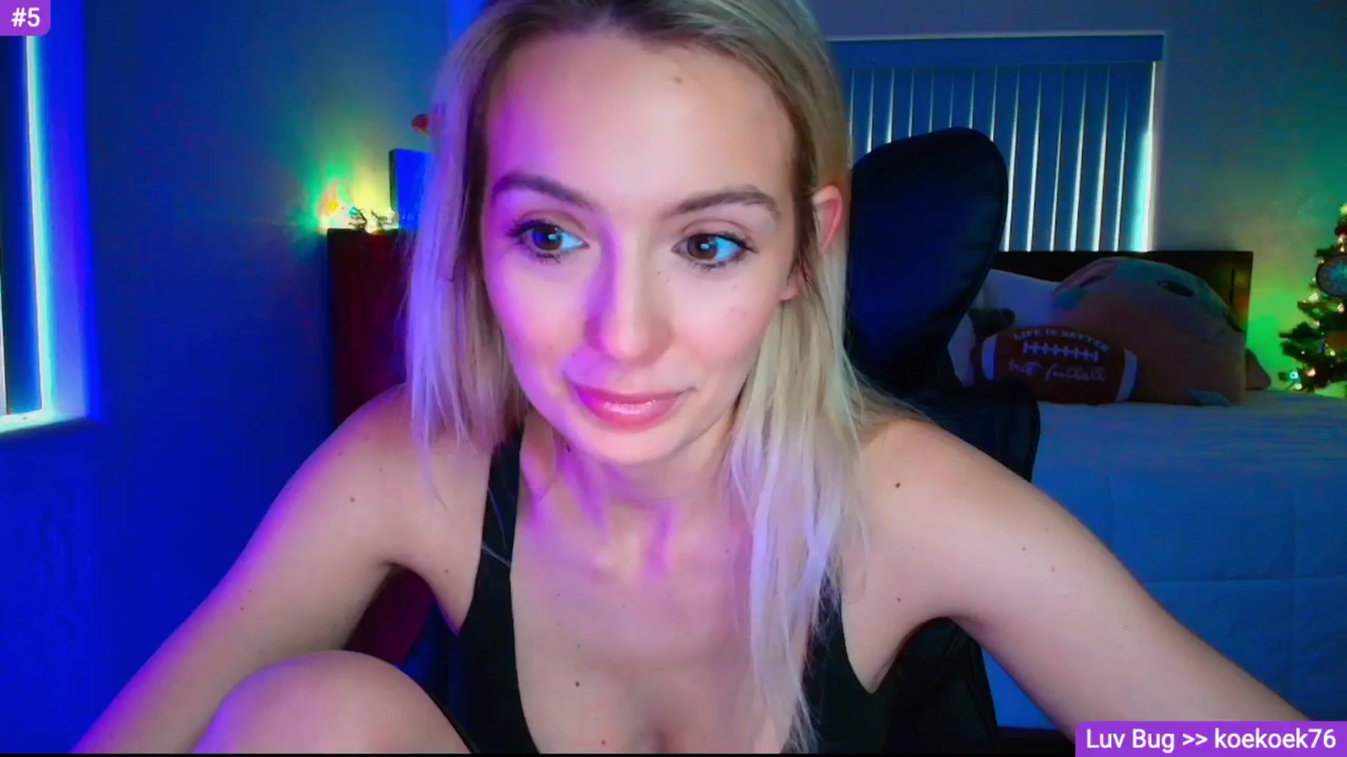 Gallery image thumbnail from Sammy_gray's myfreecams stream on, 02/07/2026, 24:00 image 10 of 20