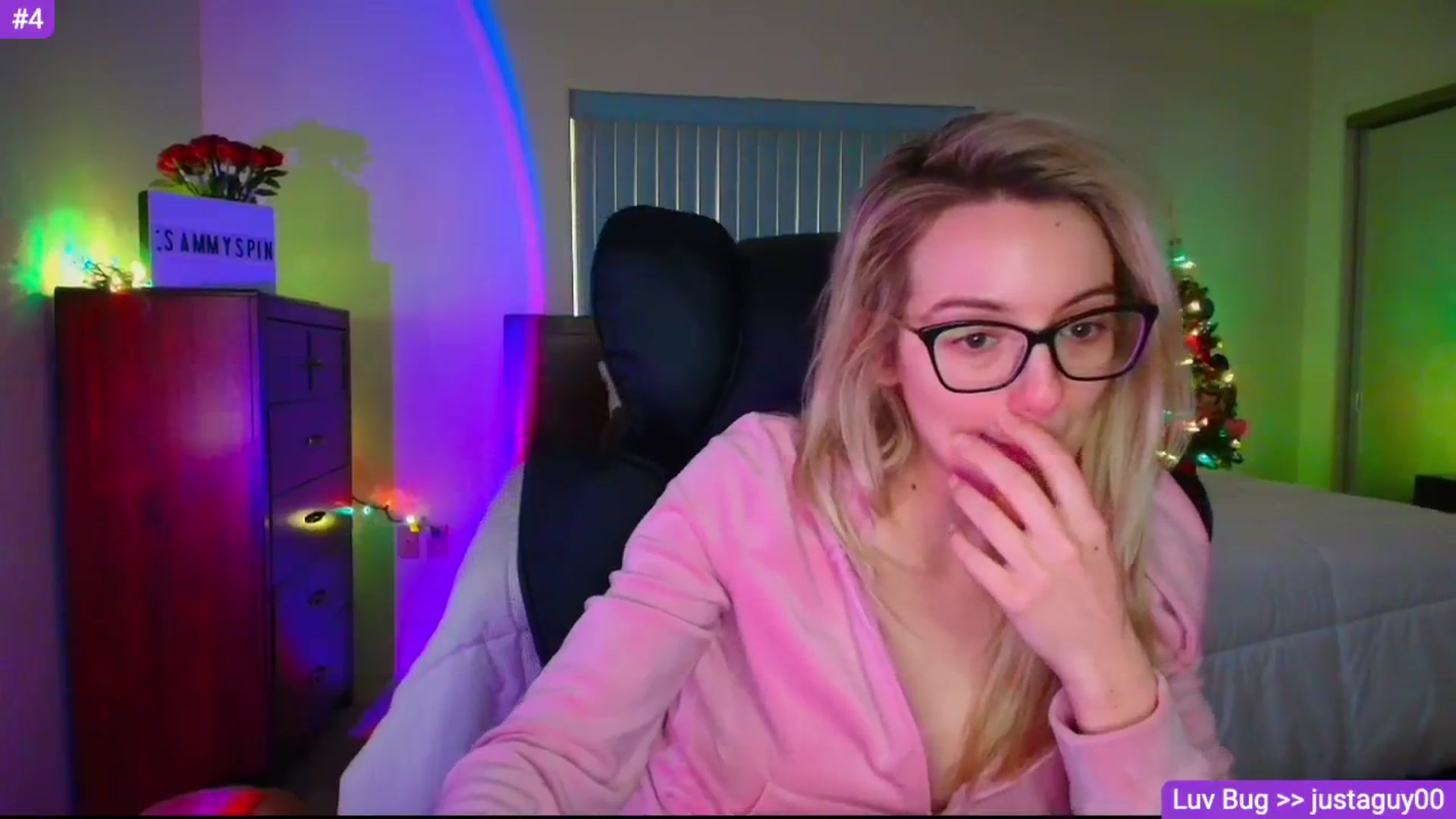 Gallery image thumbnail from Sammy_gray's myfreecams stream on, 02/07/2026, 21:33 image 16 of 20