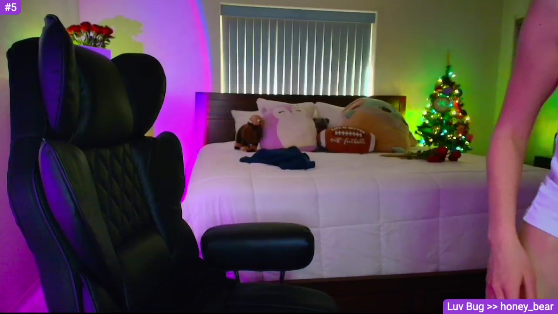Gallery image thumbnail from Sammy_gray's myfreecams stream on, 02/09/2026, 24:48 image 11 of 20