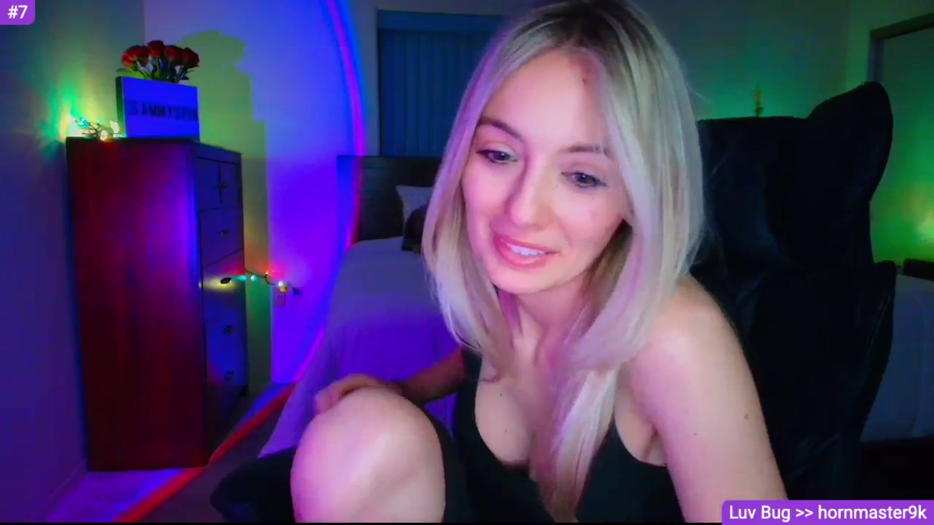 Gallery image thumbnail from Sammy_gray's myfreecams stream on, 02/10/2026, 02:42 image 6 of 20