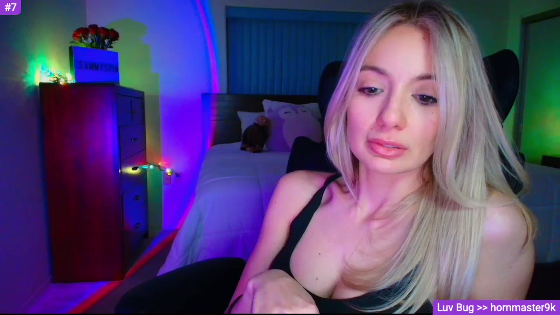 Gallery image thumbnail from Sammy_gray's myfreecams stream on, 02/10/2026, 02:42 image 2 of 20