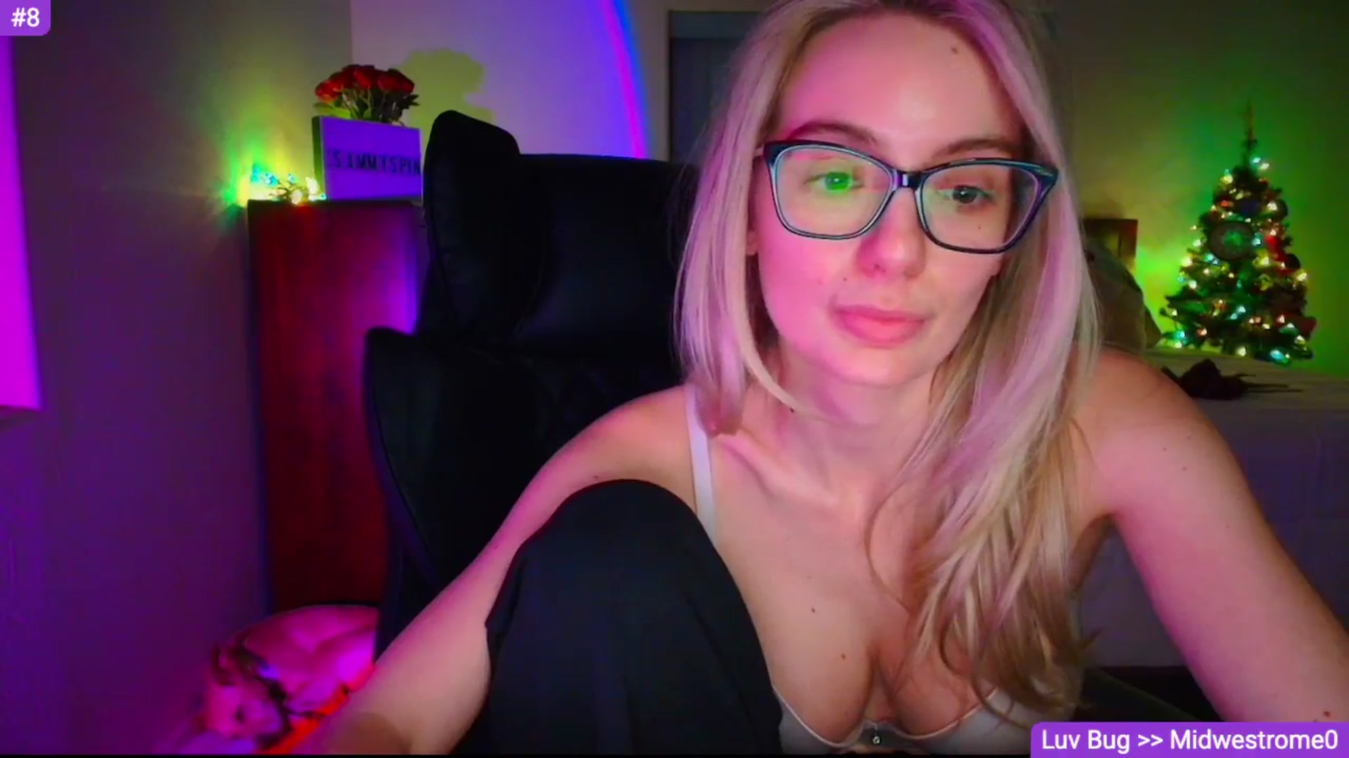 Gallery image thumbnail from Sammy_gray's myfreecams stream on, 02/11/2026, 04:01 image 12 of 20