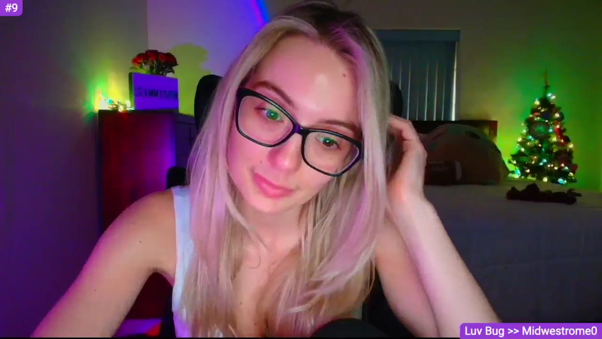 Gallery image thumbnail from Sammy_gray's myfreecams stream on, 02/11/2026, 04:01 image 5 of 20