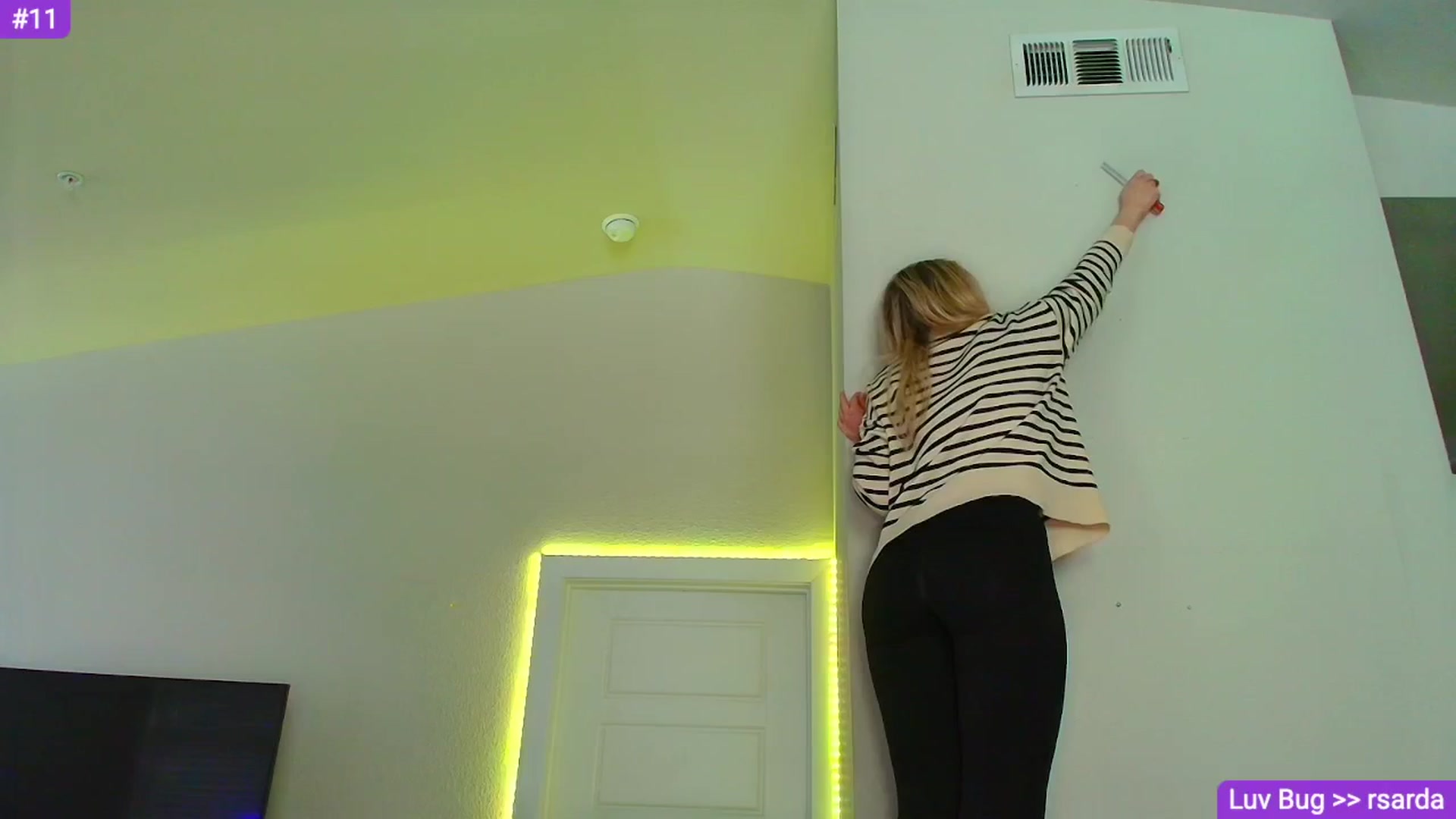 Gallery image thumbnail from Sammy_gray's myfreecams stream on, 02/16/2026, 24:04 image 4 of 20