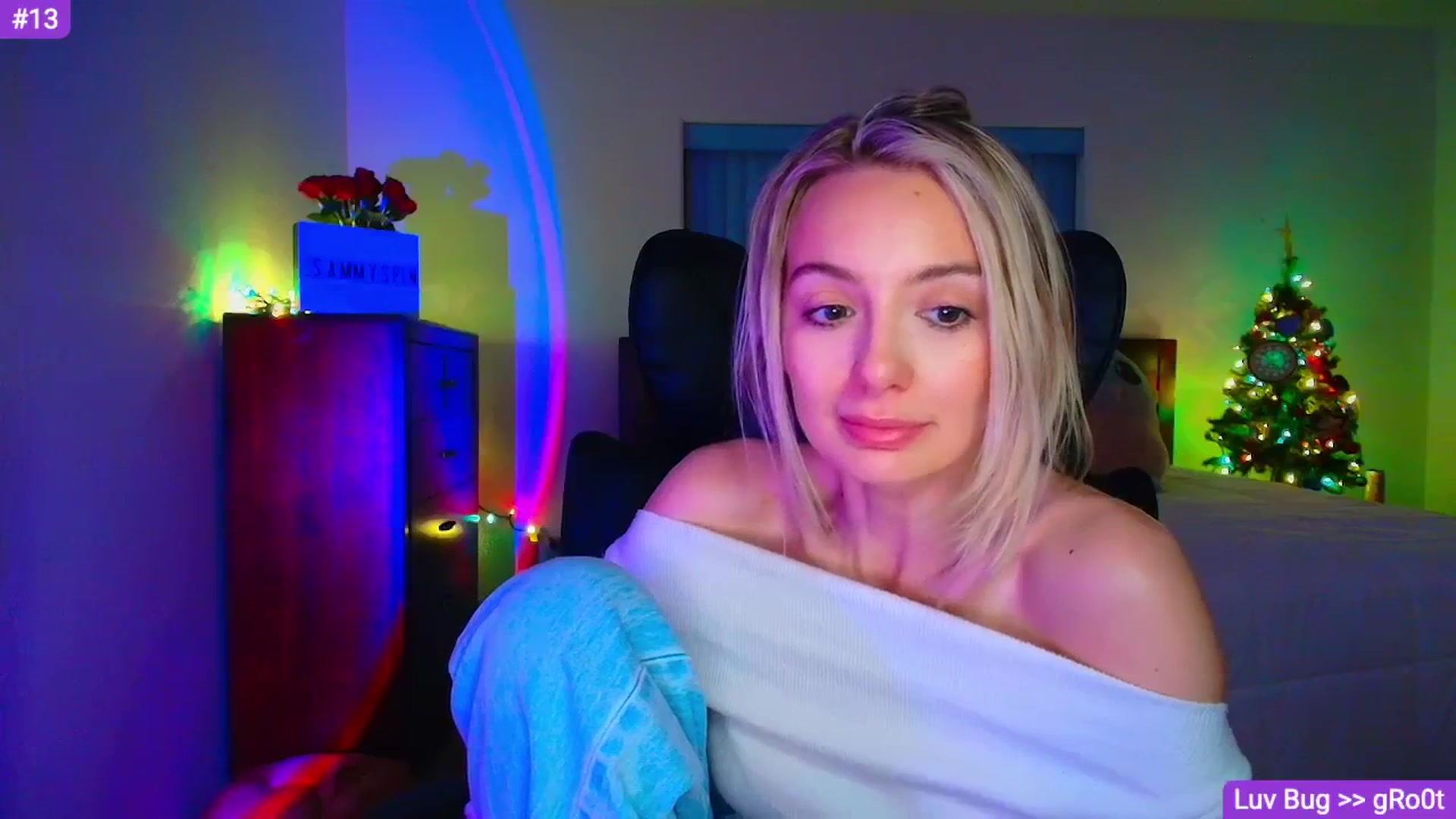 Gallery image thumbnail from Sammy_gray's myfreecams stream on, 02/17/2026, 02:59 image 19 of 20
