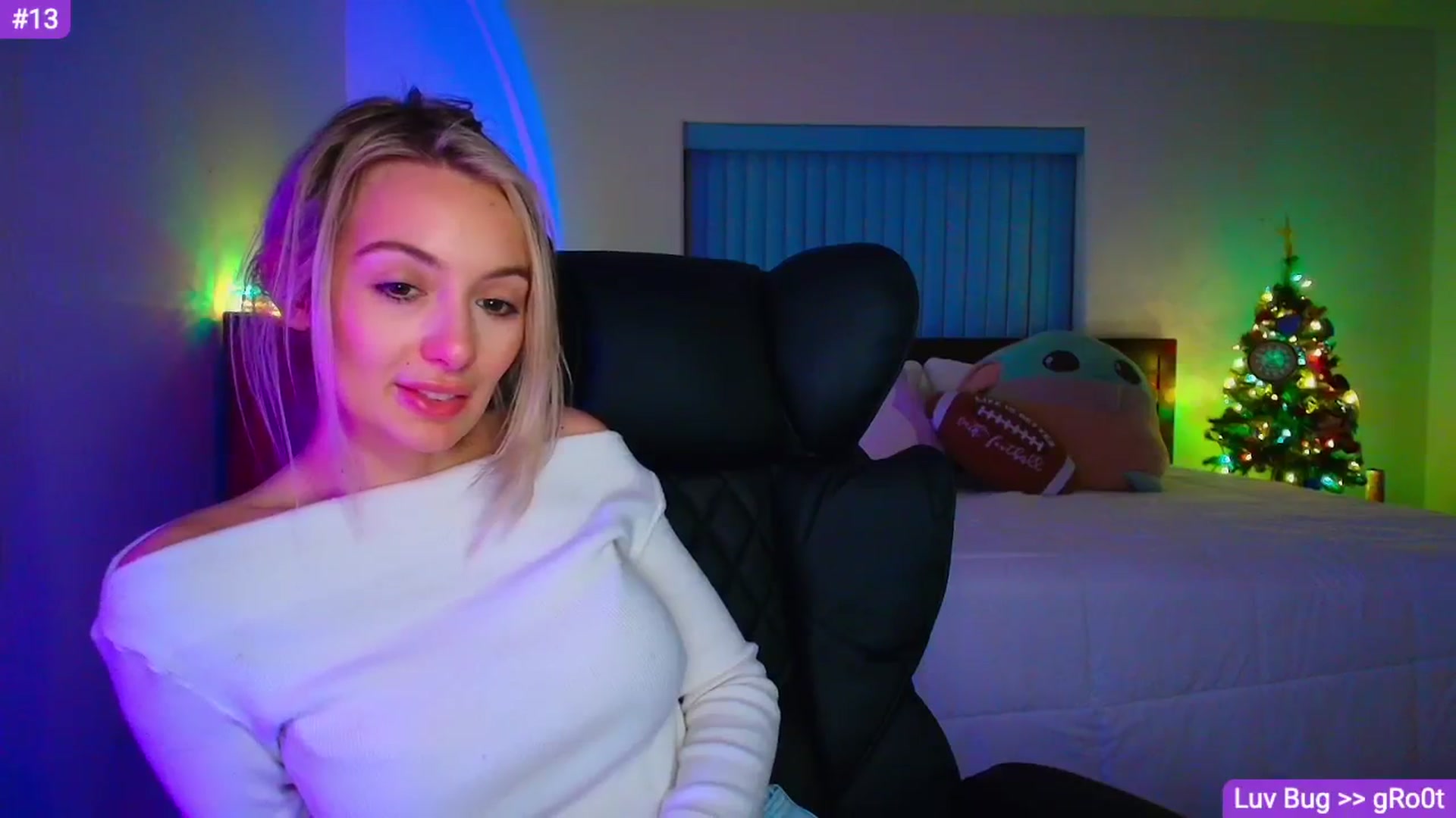 Gallery image thumbnail from Sammy_gray's myfreecams stream on, 02/17/2026, 02:59 image 18 of 20