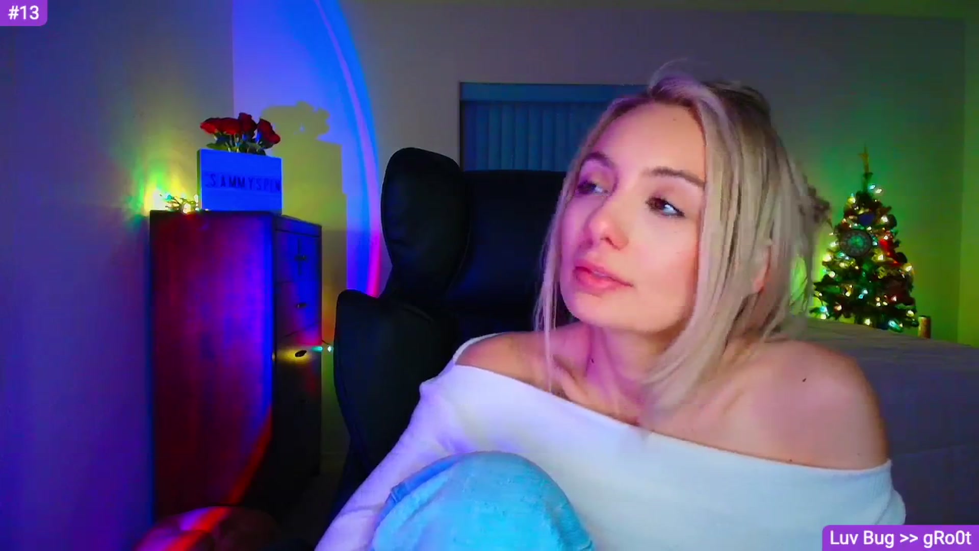 Gallery image thumbnail from Sammy_gray's myfreecams stream on, 02/17/2026, 02:59 image 12 of 20