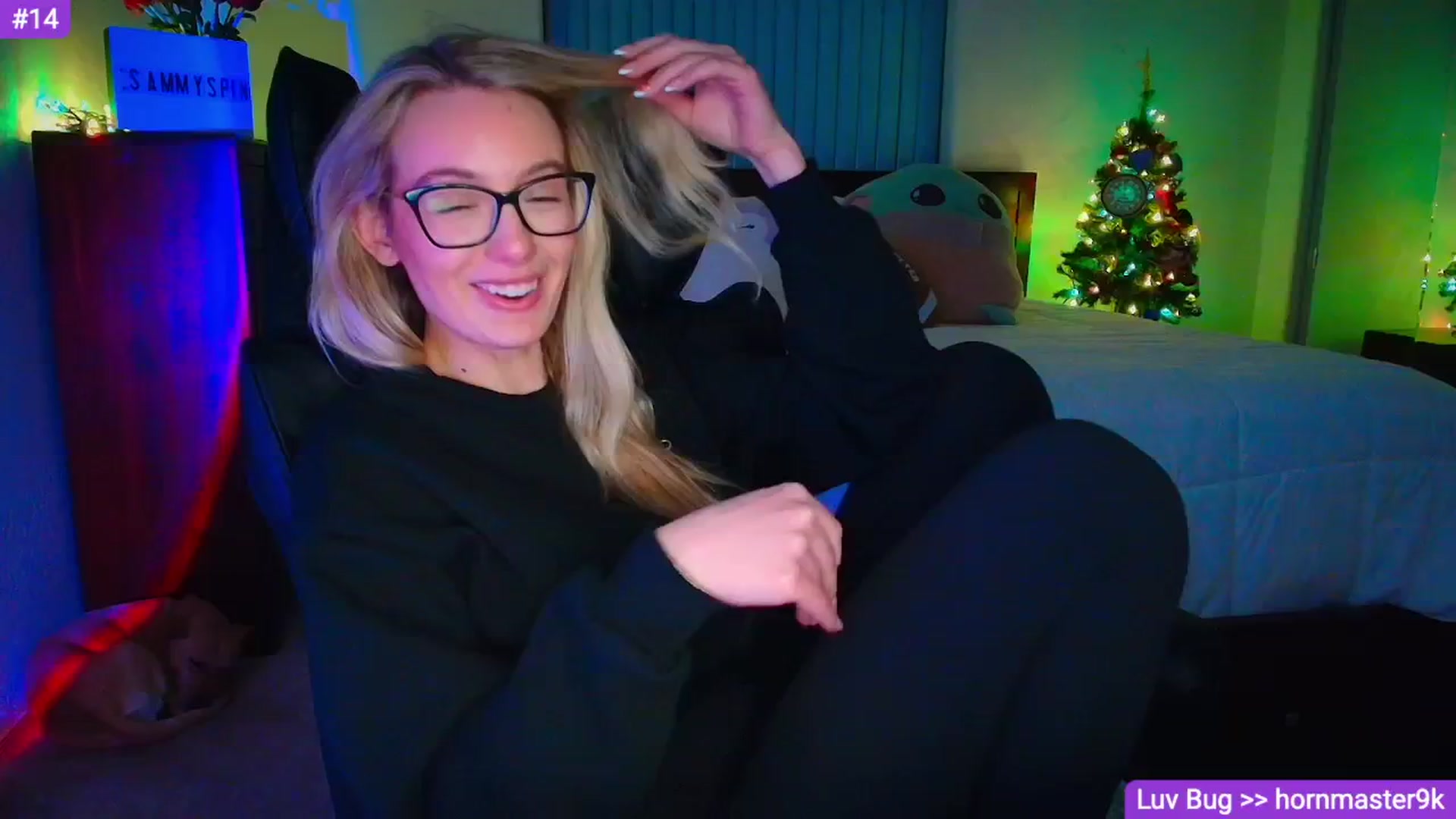 Gallery image thumbnail from Sammy_gray's myfreecams stream on, 02/19/2026, 06:13 image 7 of 20
