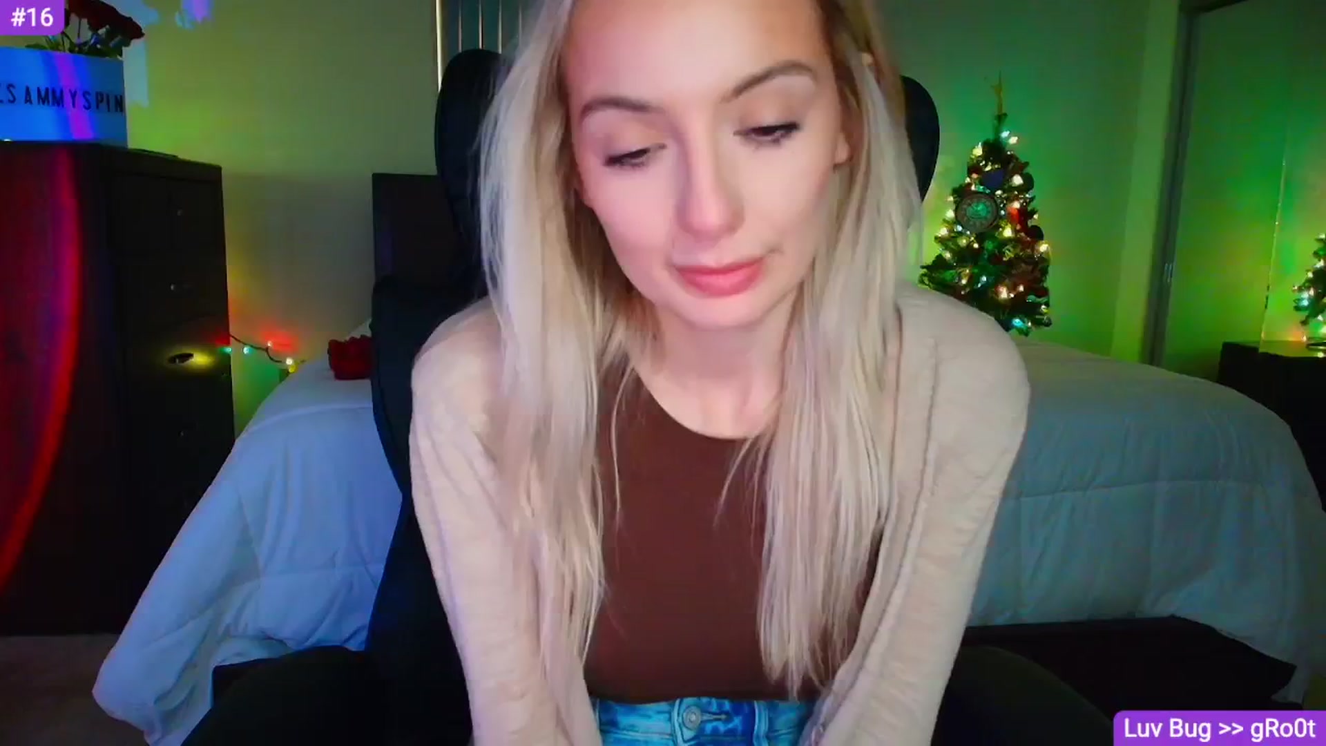 Gallery image thumbnail from Sammy_gray's myfreecams stream on, 02/21/2026, 02:03 image 10 of 20