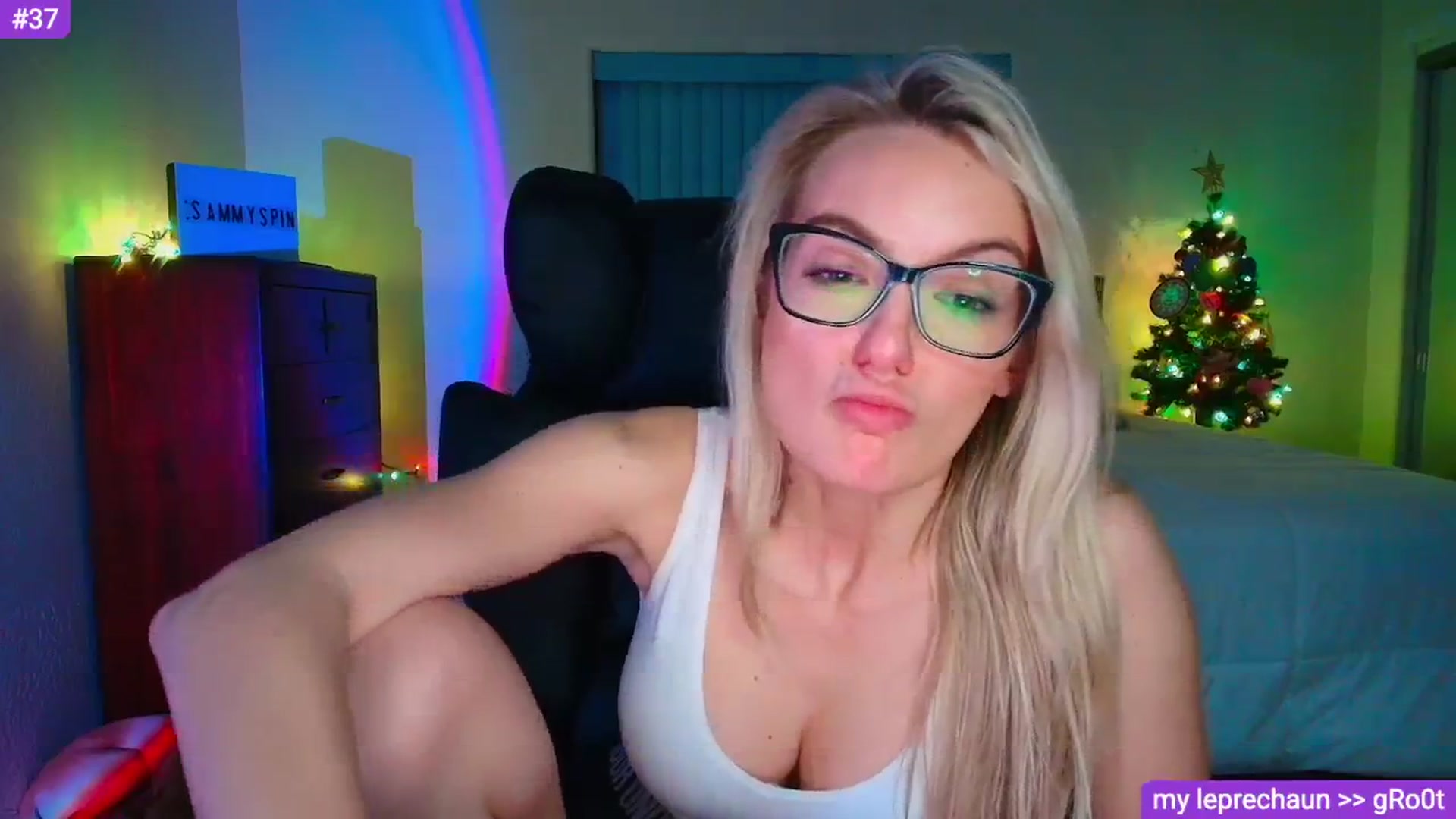 Gallery image thumbnail from Sammy_gray's myfreecams stream on, 03/03/2026, 06:07 image 7 of 20