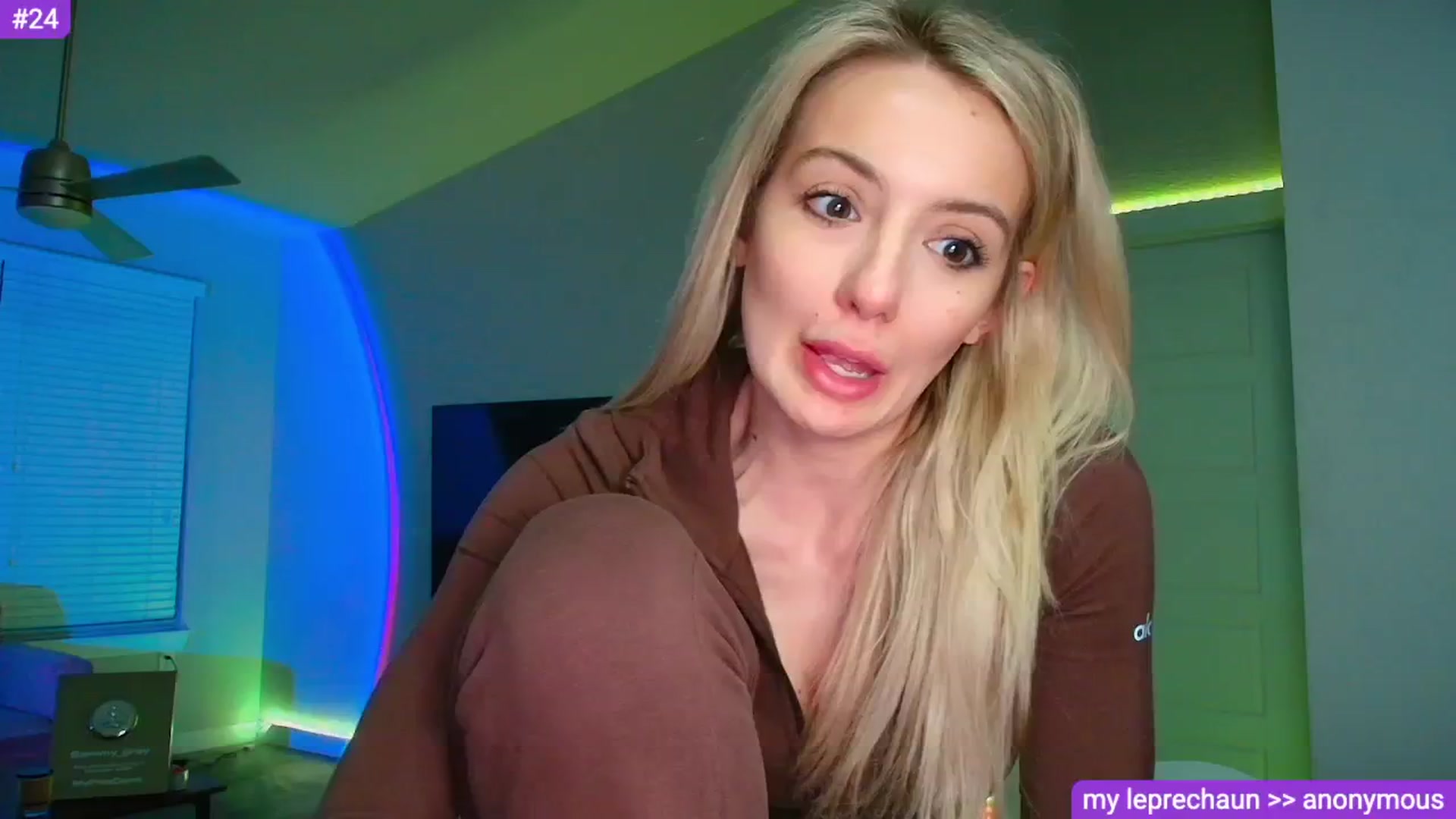 Gallery image thumbnail from Sammy_gray's myfreecams stream on, 03/07/2026, 02:29 image 9 of 20