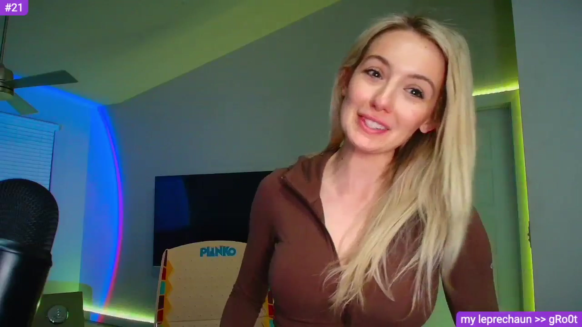 Gallery image thumbnail from Sammy_gray's myfreecams stream on, 03/07/2026, 06:08 image 20 of 20