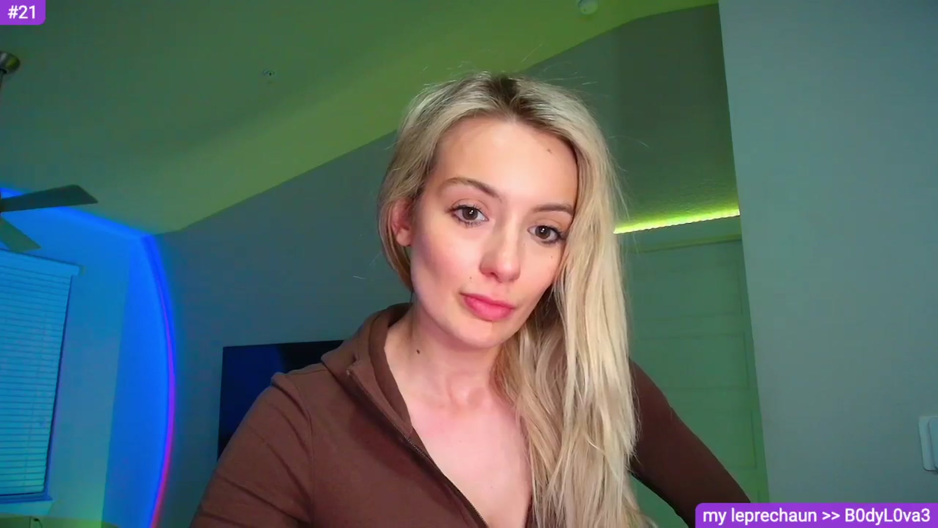 Gallery image thumbnail from Sammy_gray's myfreecams stream on, 03/07/2026, 06:08 image 15 of 20