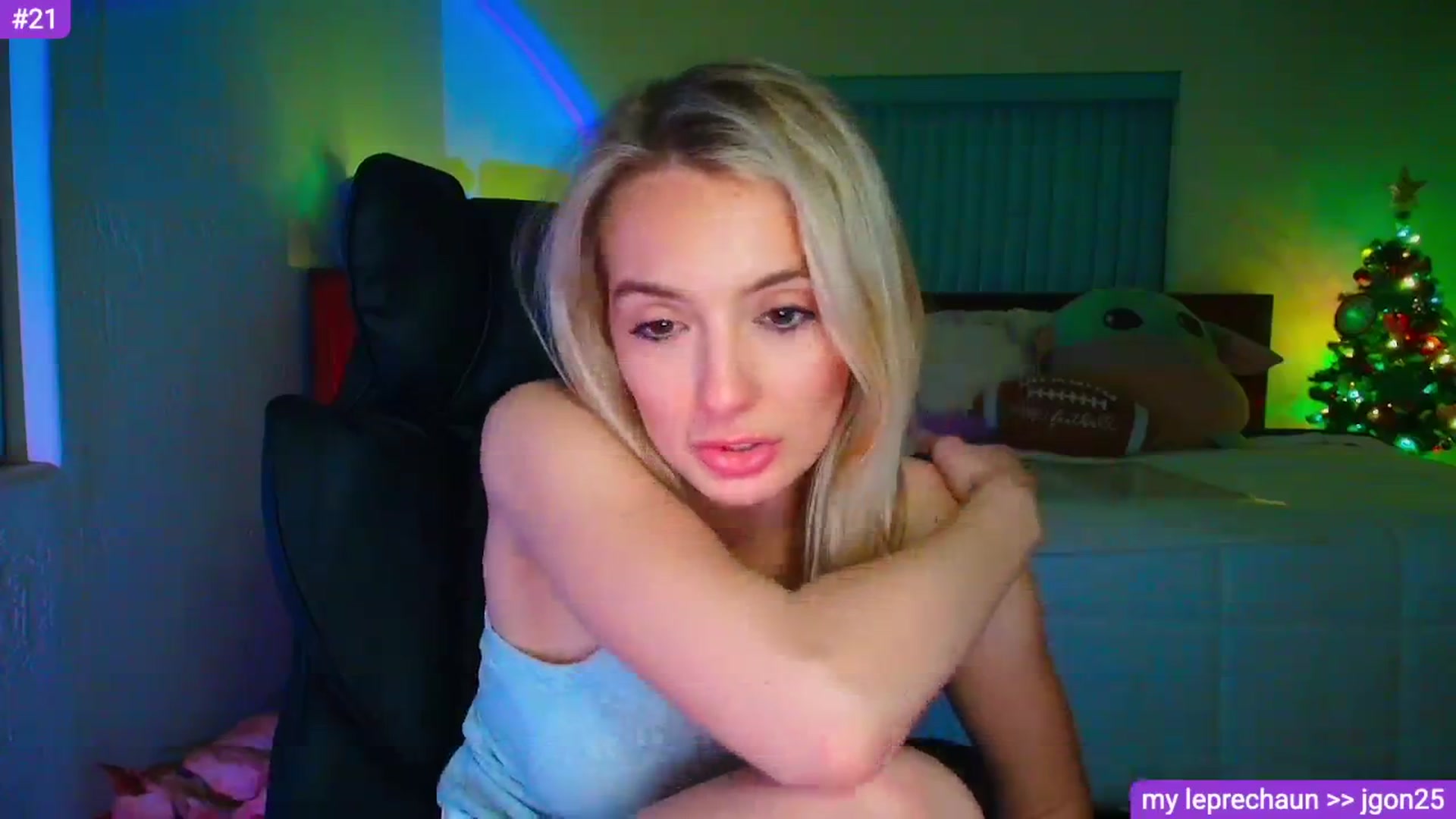 Gallery image thumbnail from Sammy_gray's myfreecams stream on, 03/09/2026, 05:44 image 17 of 20