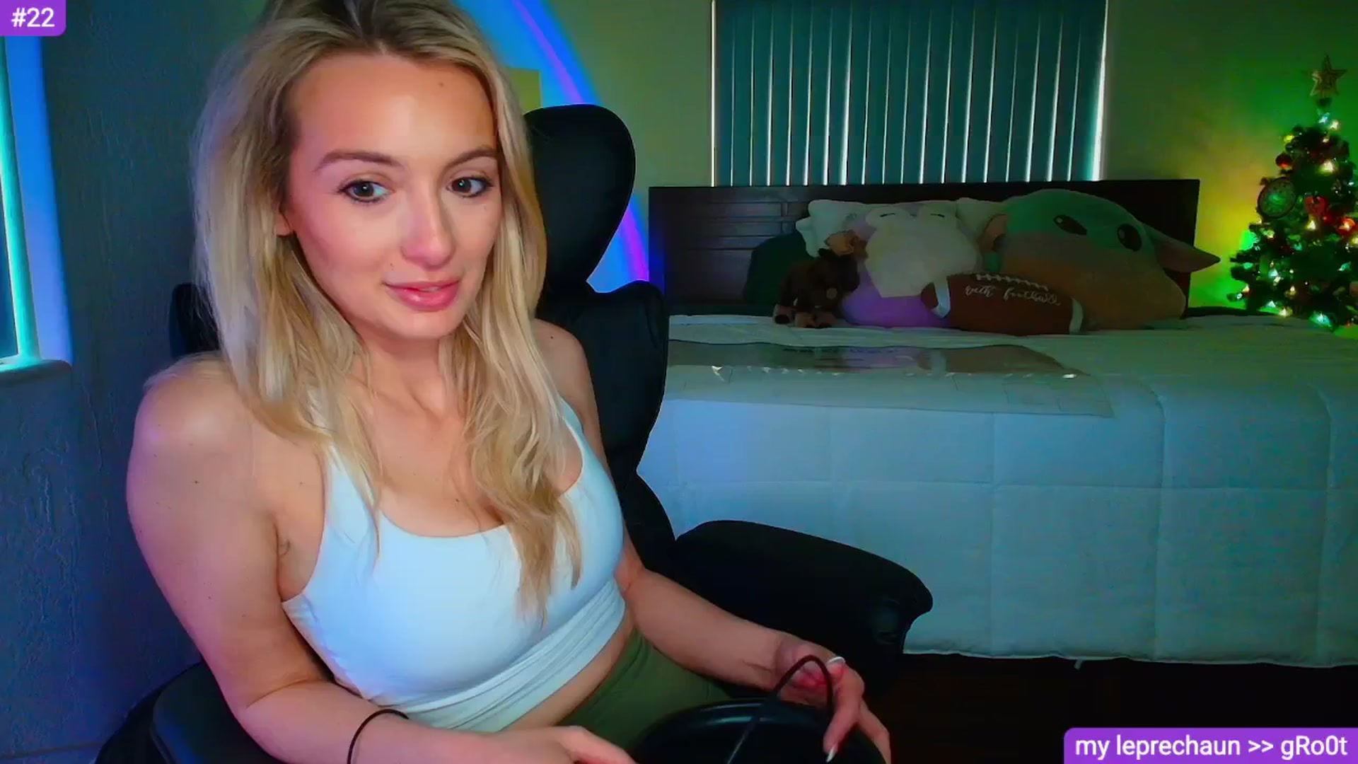 Gallery image thumbnail from Sammy_gray's myfreecams stream on, 03/10/2026, 24:37 image 9 of 20