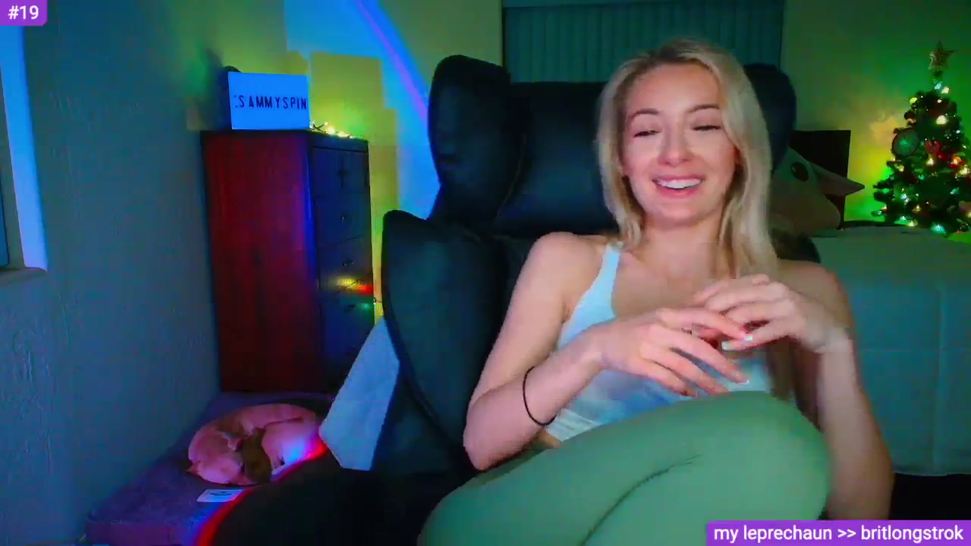 Gallery image thumbnail from Sammy_gray's myfreecams stream on, 03/10/2026, 01:39 image 11 of 20