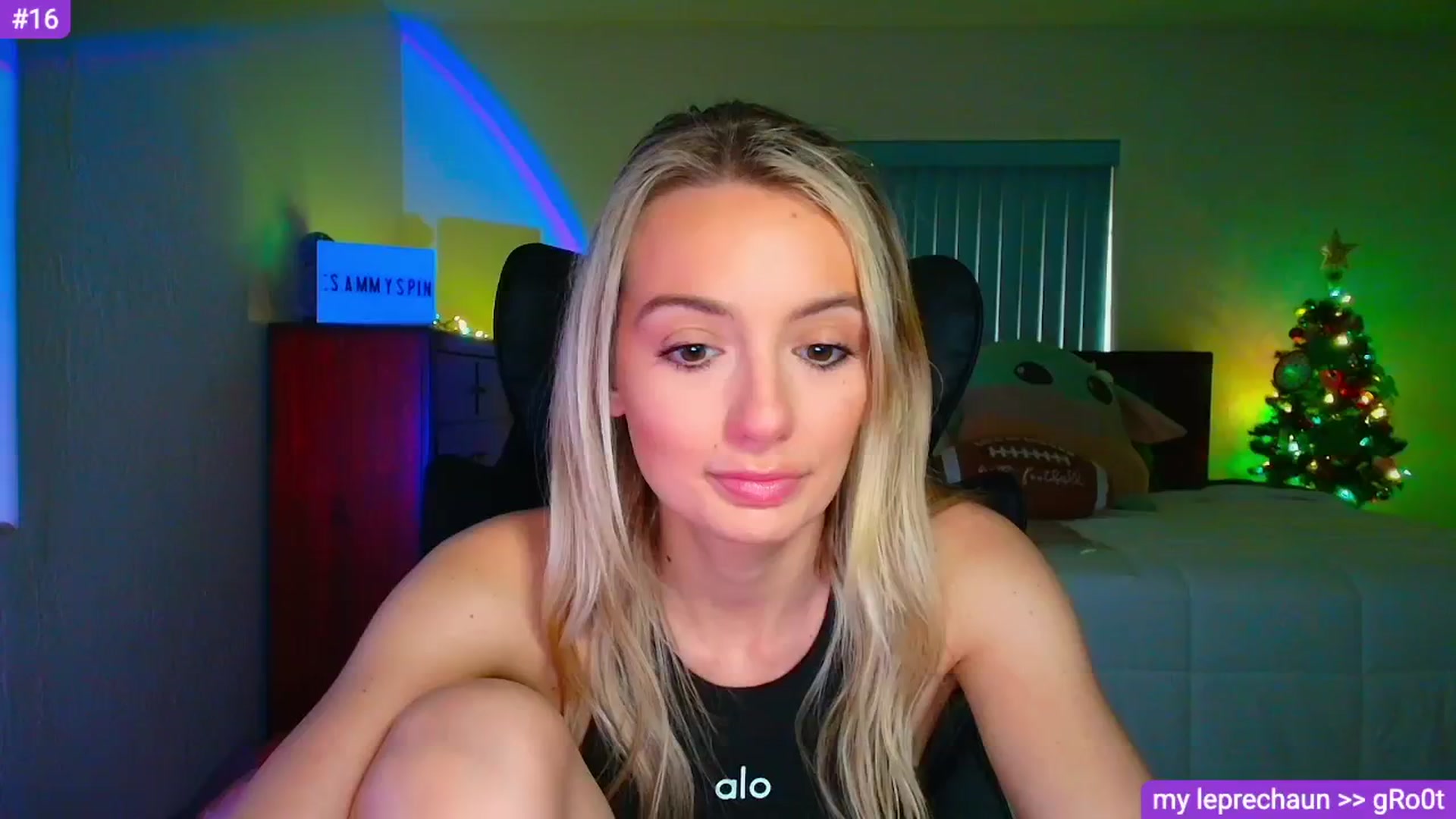 Gallery image thumbnail from Sammy_gray's myfreecams stream on, 03/11/2026, 01:49 image 1 of 20