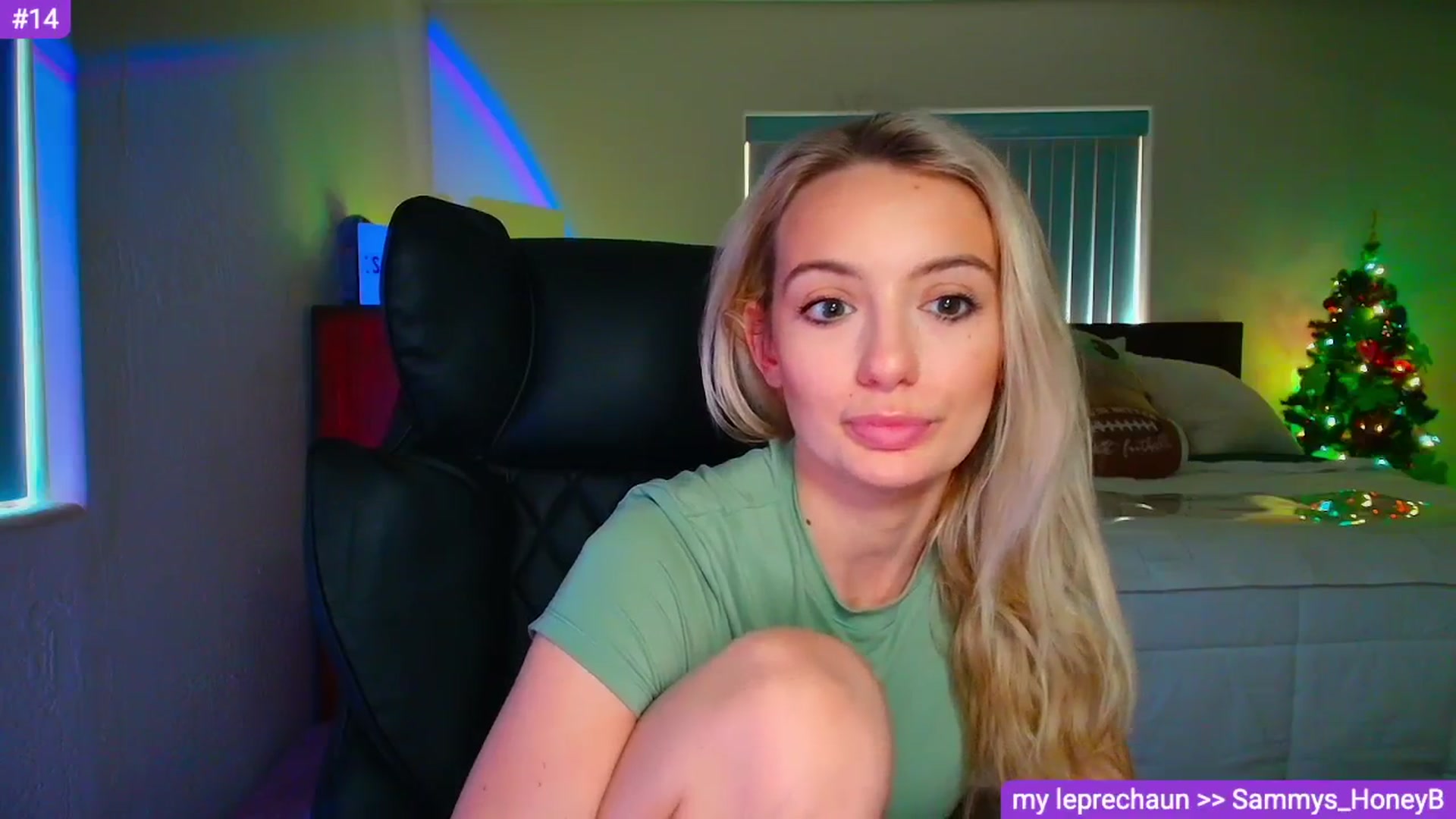 Gallery image thumbnail from Sammy_gray's myfreecams stream on, 03/18/2026, 24:13 image 10 of 20