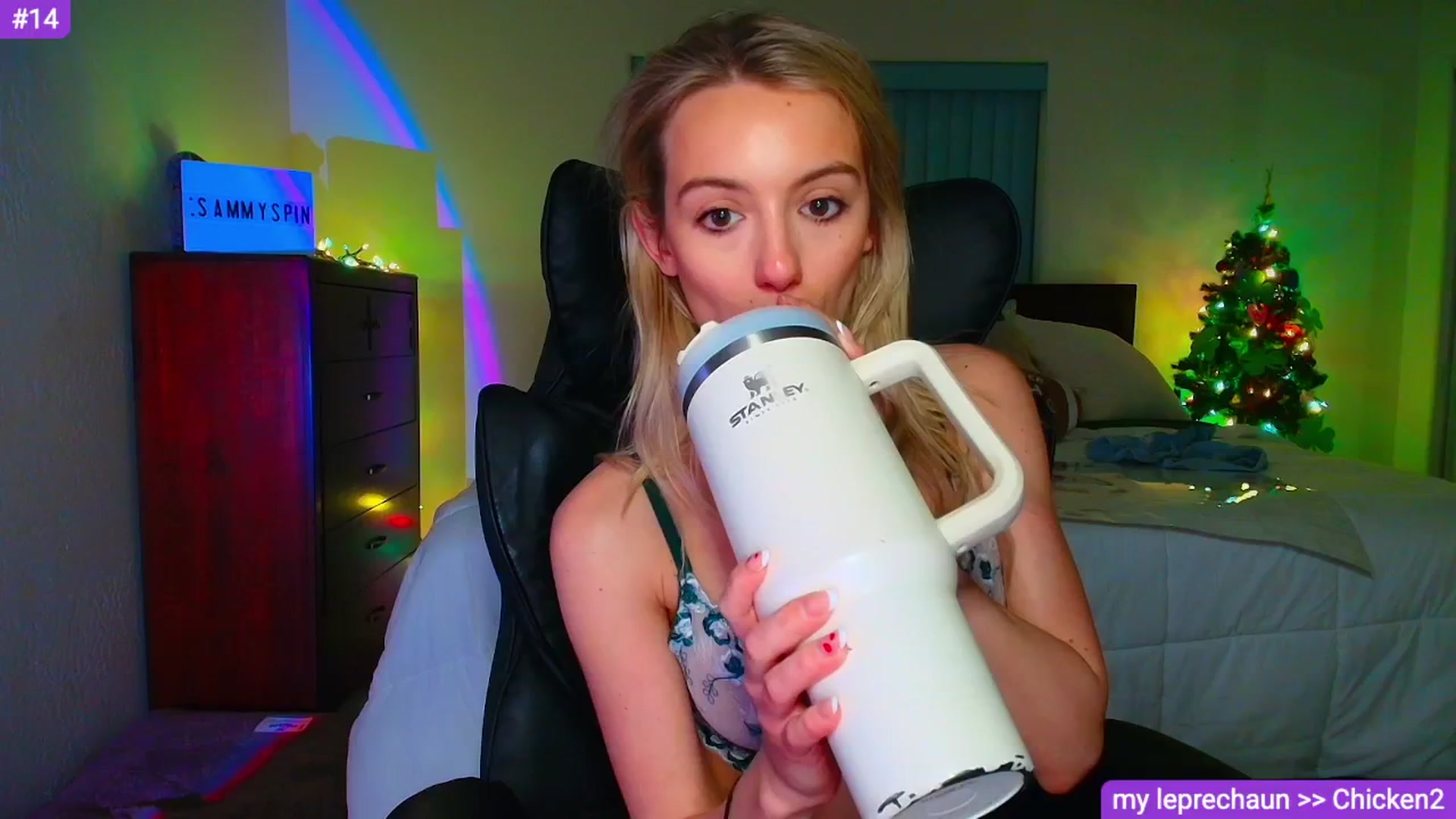 Gallery image thumbnail from Sammy_gray's myfreecams stream on, 03/18/2026, 06:21 image 3 of 20