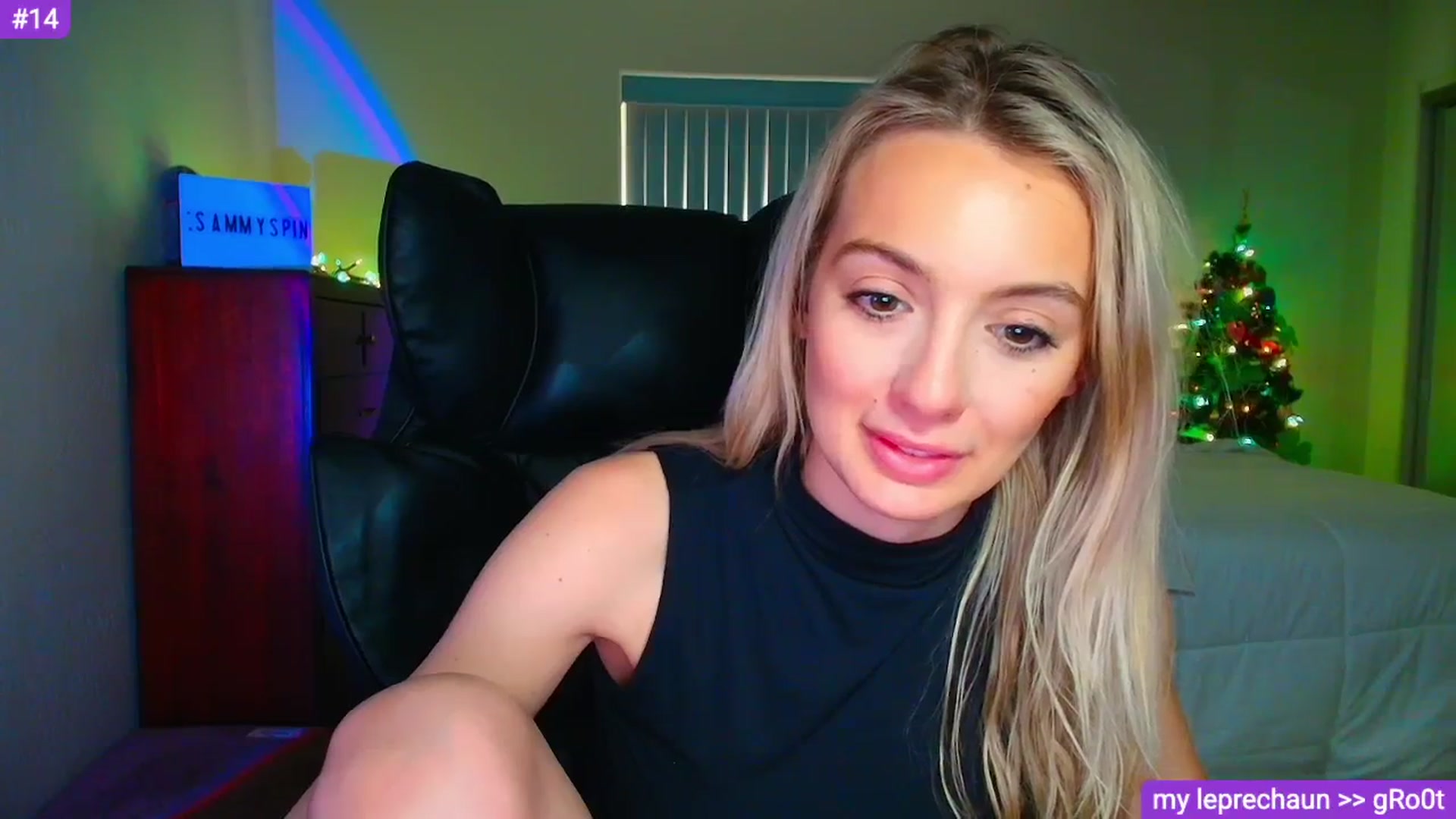 Gallery image thumbnail from Sammy_gray's myfreecams stream on, 03/19/2026, 01:08 image 6 of 20