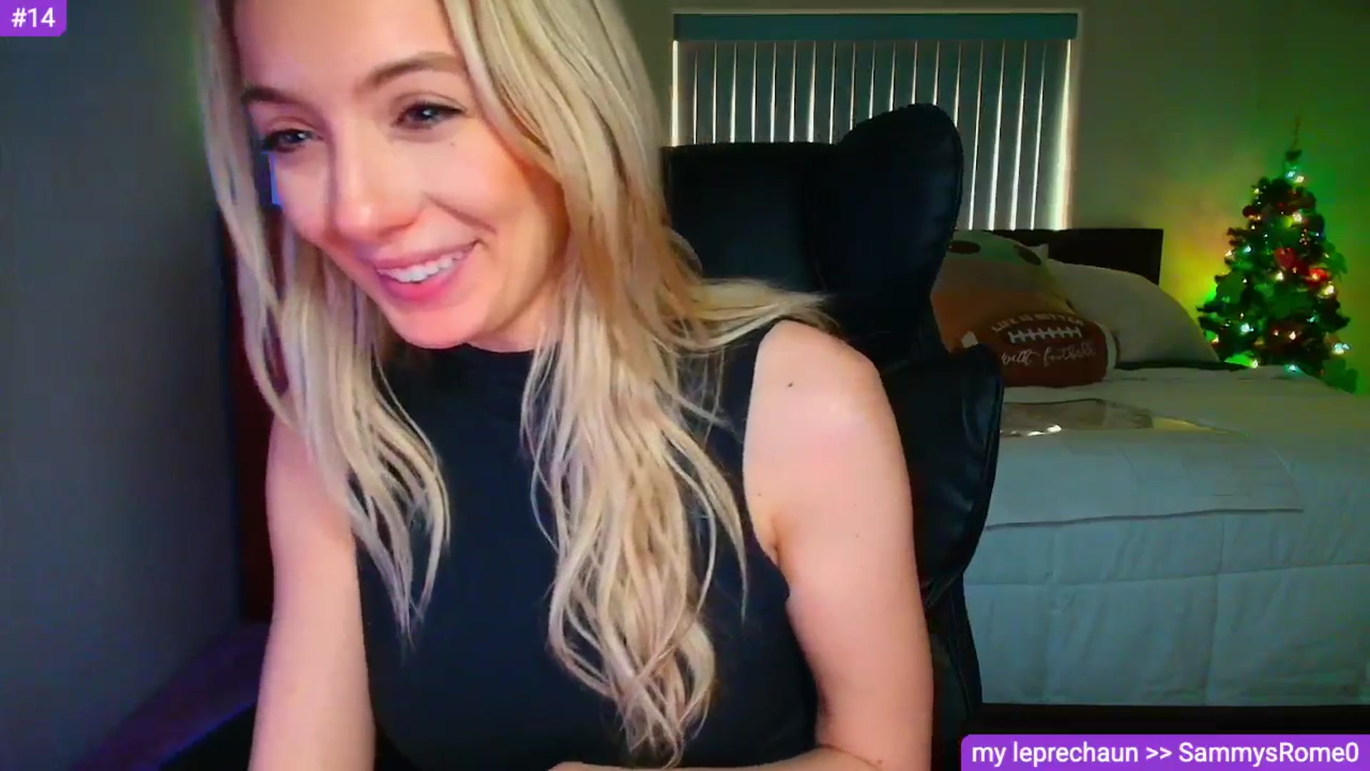 Gallery image thumbnail from Sammy_gray's myfreecams stream on, 03/19/2026, 01:08 image 17 of 20