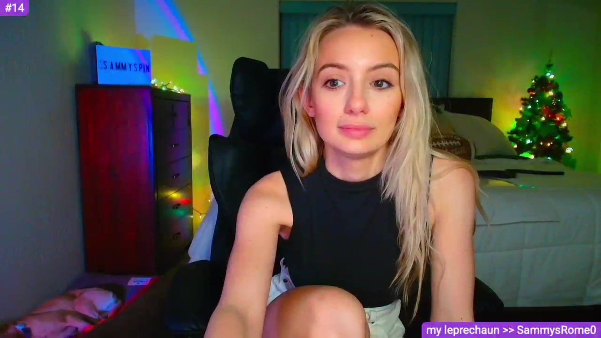 Gallery image thumbnail from Sammy_gray's myfreecams stream on, 03/19/2026, 05:41 image 15 of 20