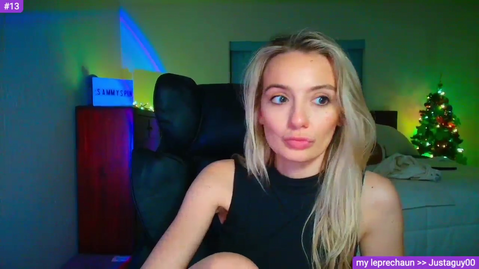 Gallery image thumbnail from Sammy_gray's myfreecams stream on, 03/19/2026, 07:10 image 17 of 20