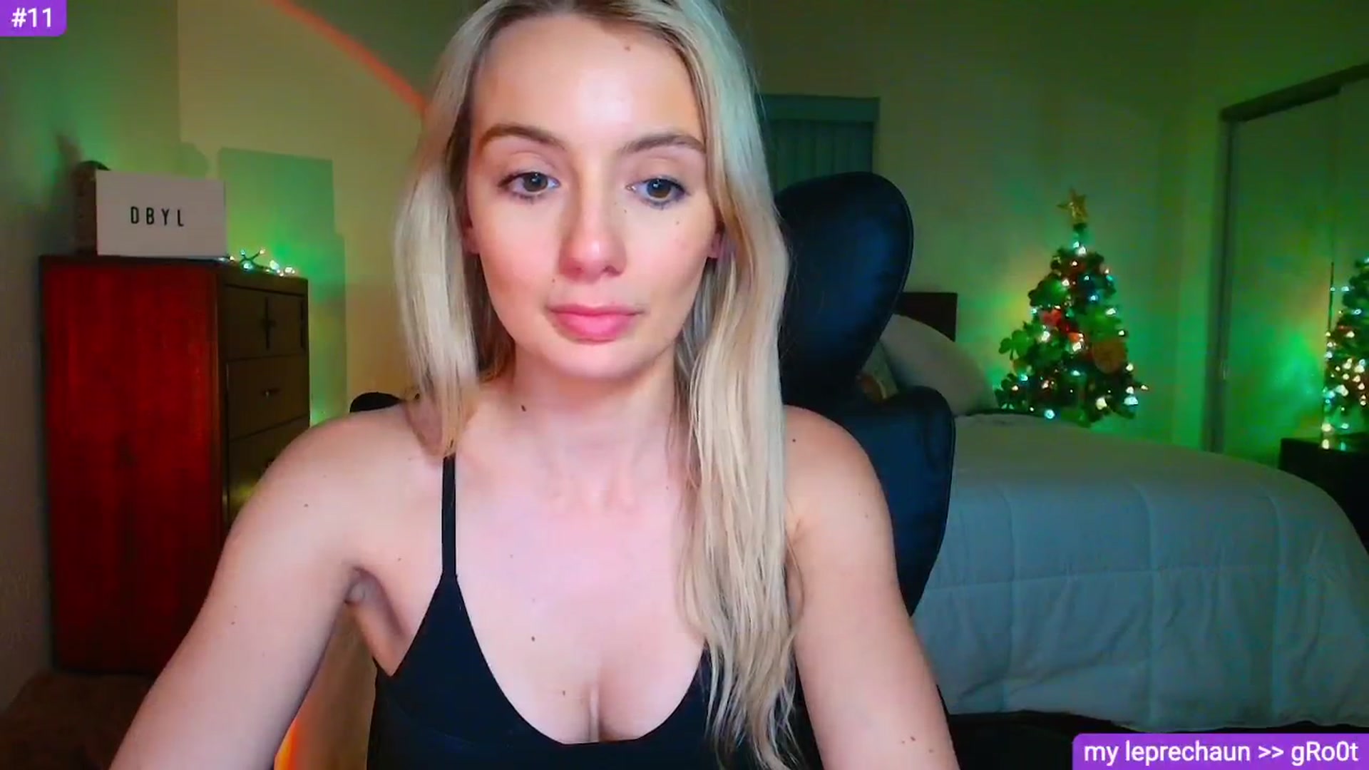 Gallery image thumbnail from Sammy_gray's myfreecams stream on, 03/24/2026, 05:25 image 16 of 20