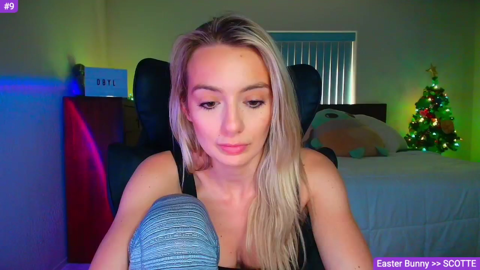 Gallery image thumbnail from Sammy_gray's myfreecams stream on, 03/27/2026, 01:13 image 8 of 20