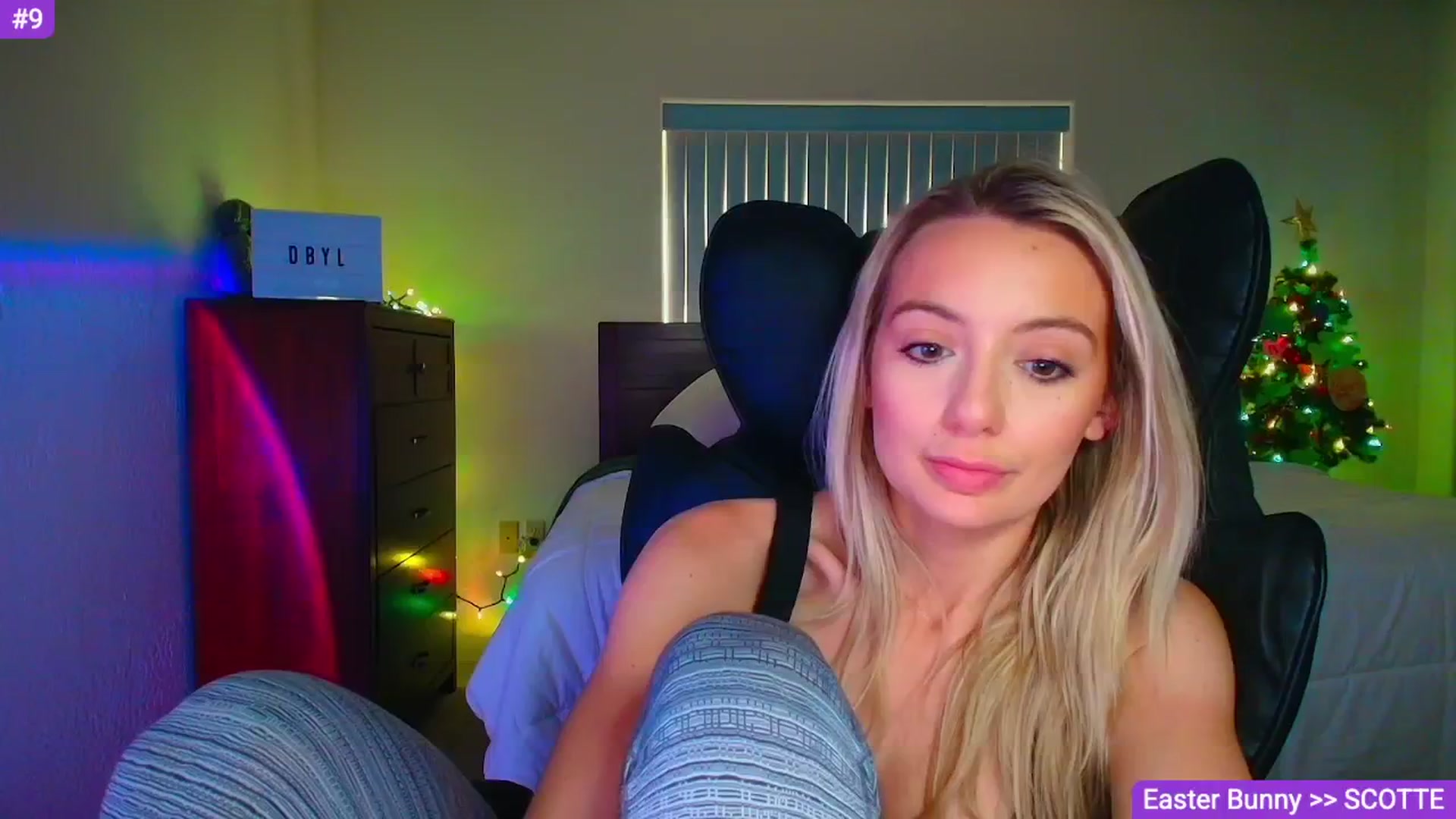 Gallery image thumbnail from Sammy_gray's myfreecams stream on, 03/27/2026, 01:13 image 12 of 20