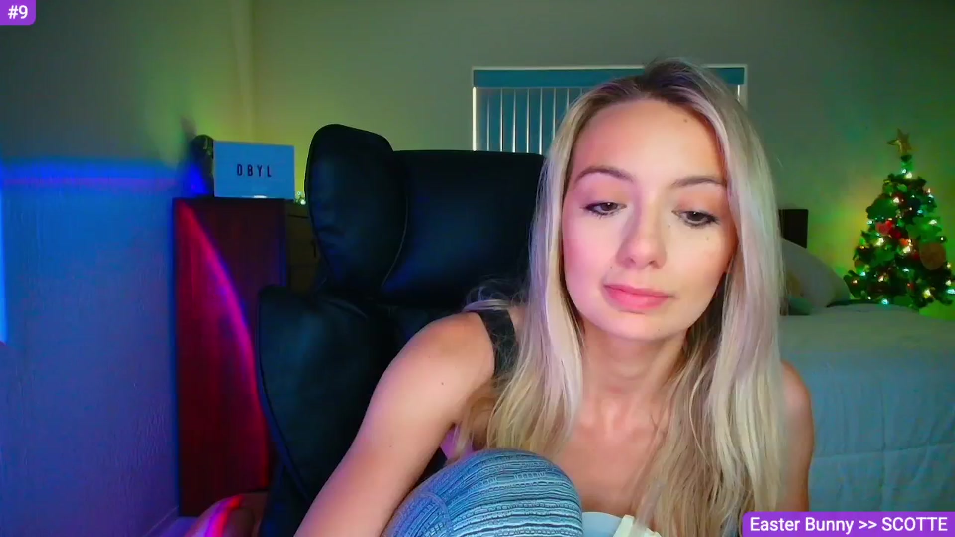 Gallery image thumbnail from Sammy_gray's myfreecams stream on, 03/27/2026, 01:13 image 2 of 20