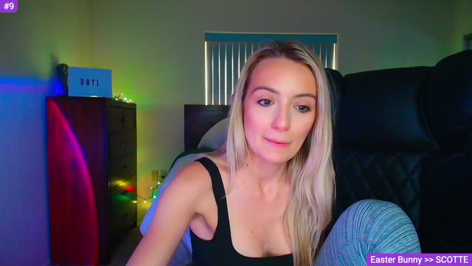 Gallery image thumbnail from Sammy_gray's myfreecams stream on, 03/27/2026, 01:13 image 17 of 20